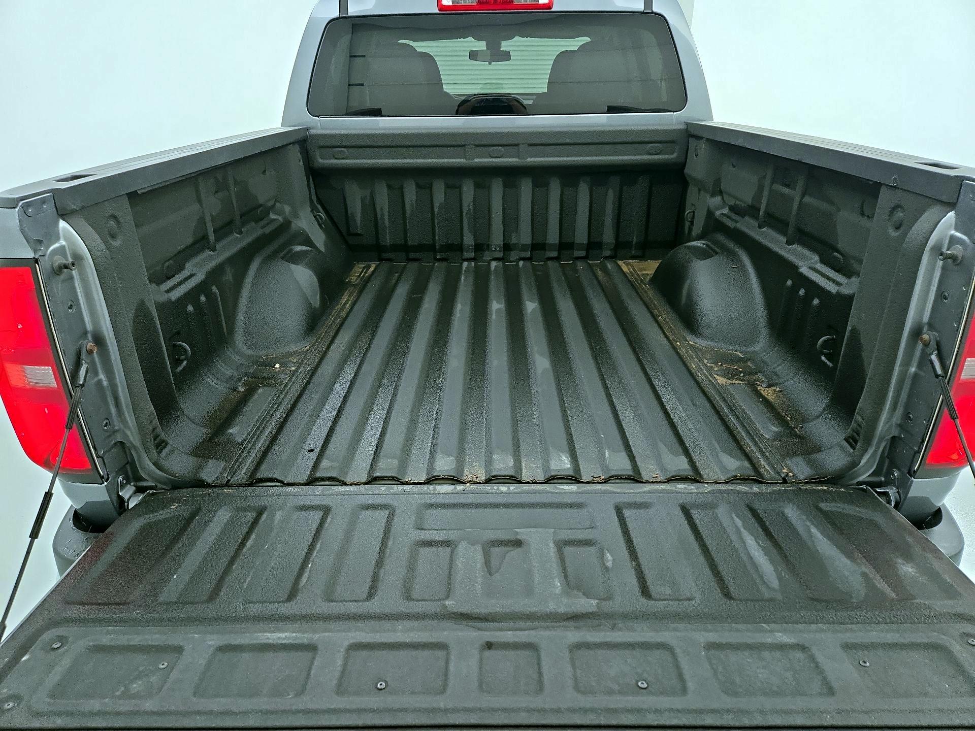 Thumbnail: 2019 Chevrolet Colorado - 20