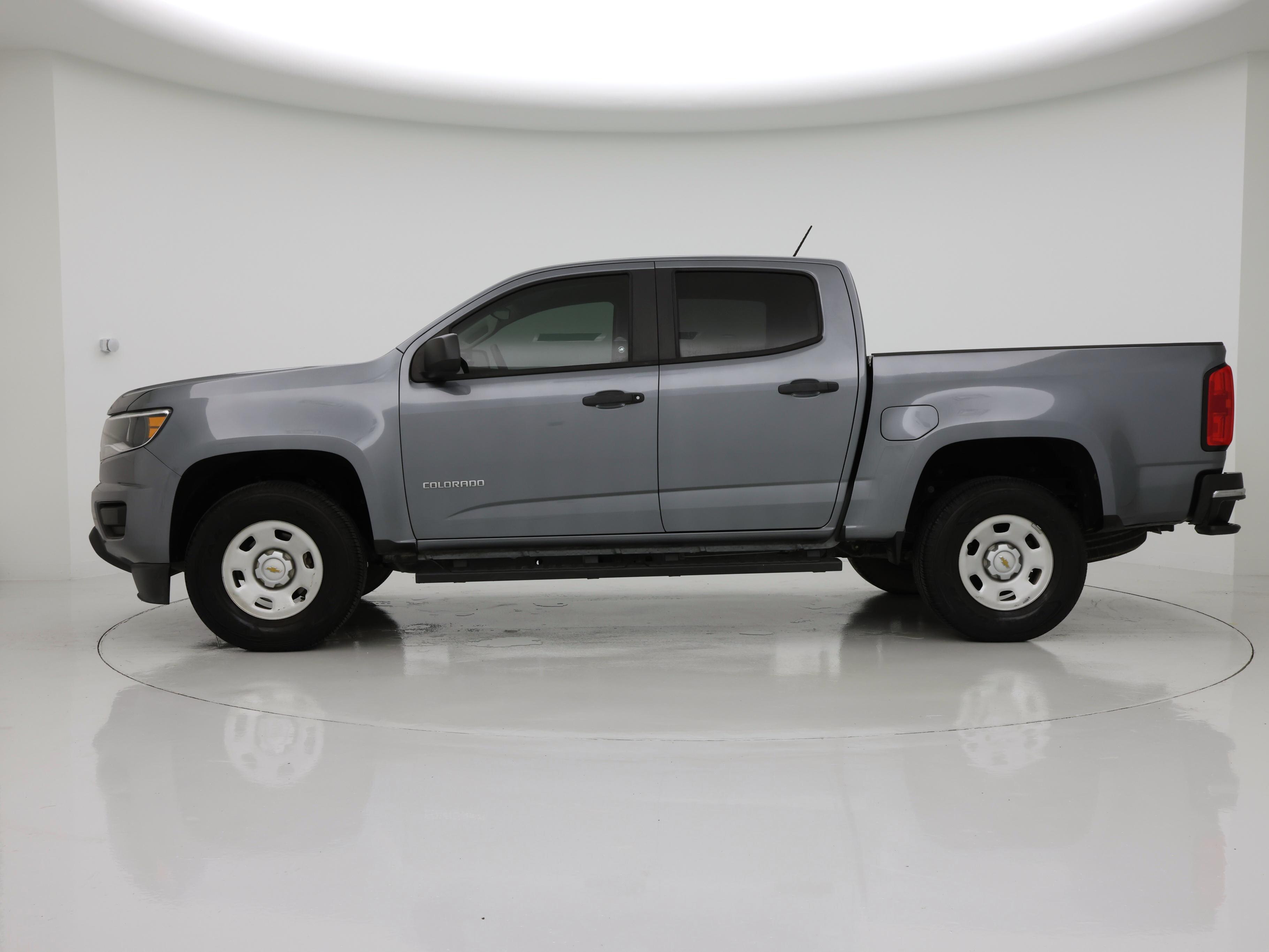 Thumbnail: 2019 Chevrolet Colorado - 3