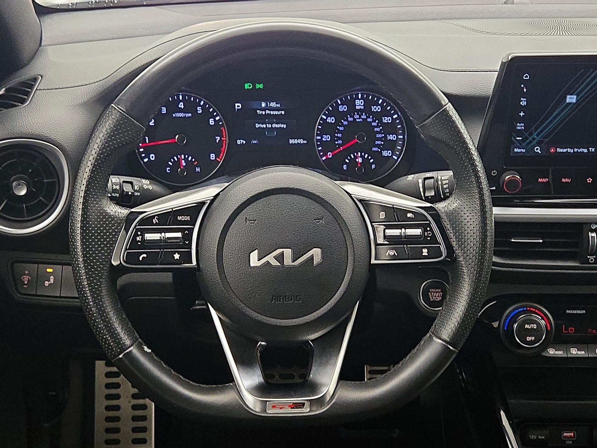 Thumbnail: 2023 Kia Forte - 10