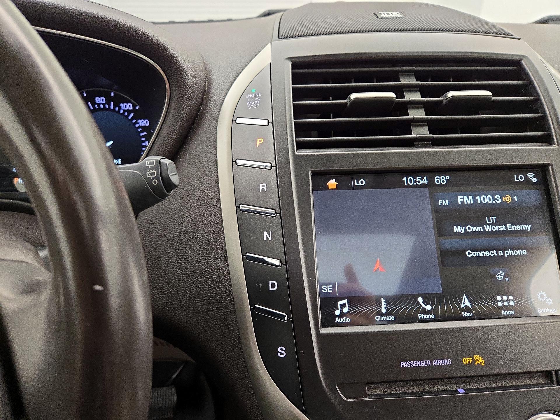 Thumbnail: 2019 Lincoln MKC - 18