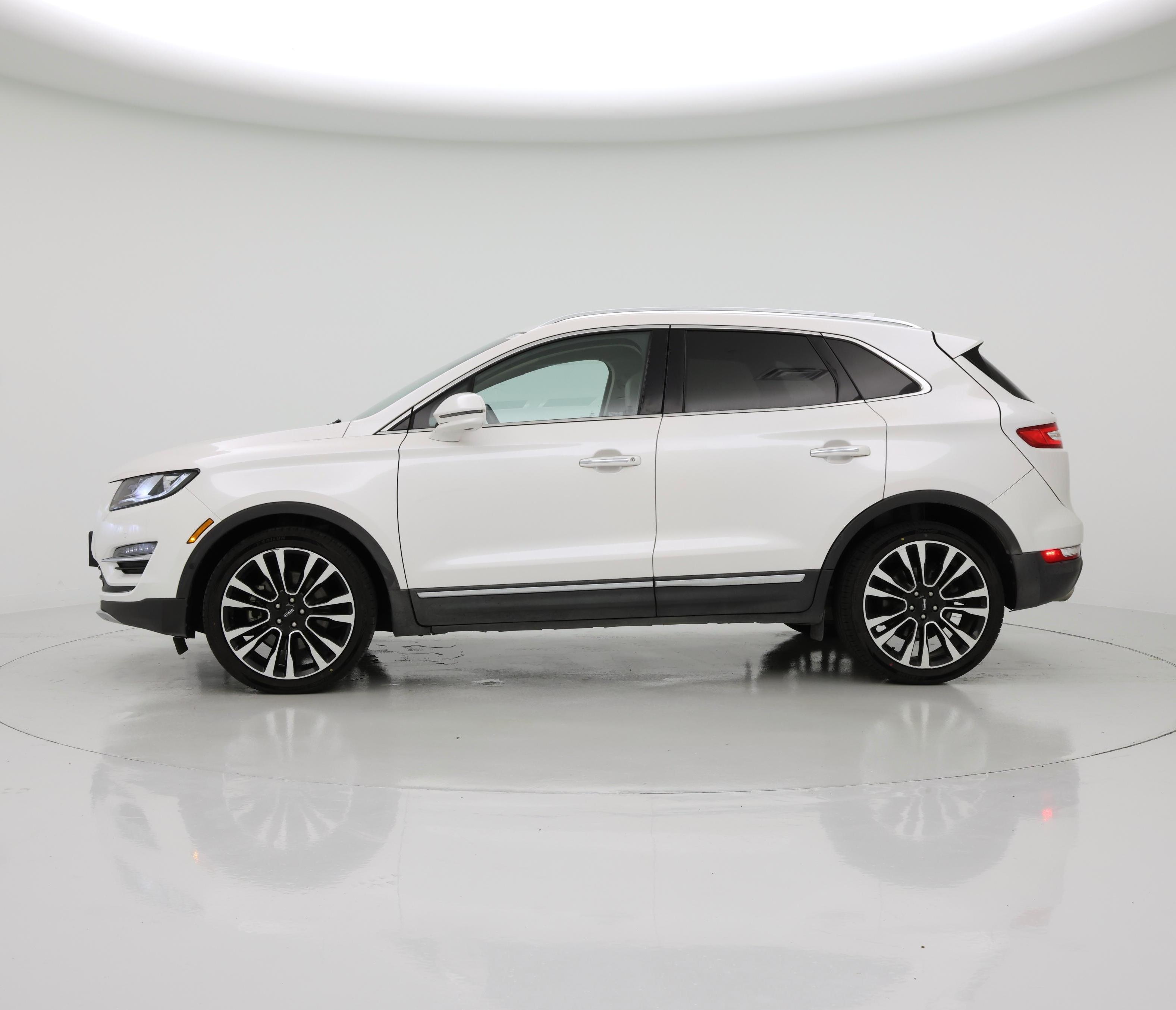 Thumbnail: 2019 Lincoln MKC - 3