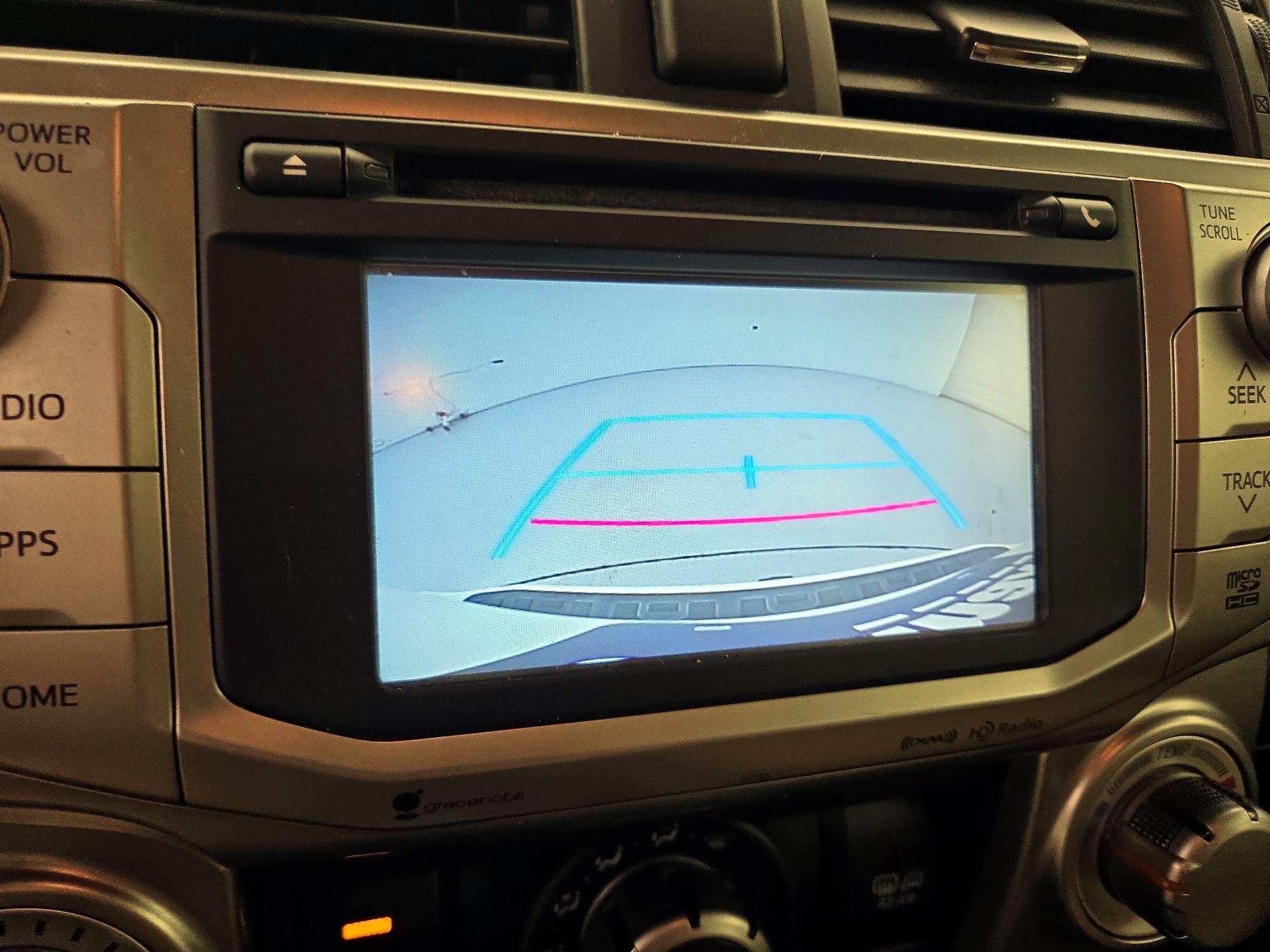 Thumbnail: 2016 Toyota 4Runner - 14