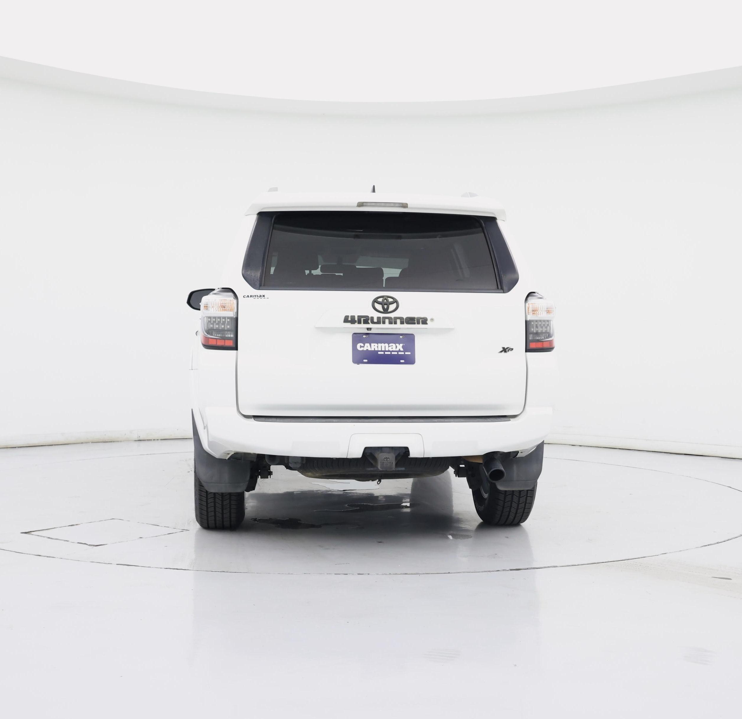 Thumbnail: 2016 Toyota 4Runner - 6
