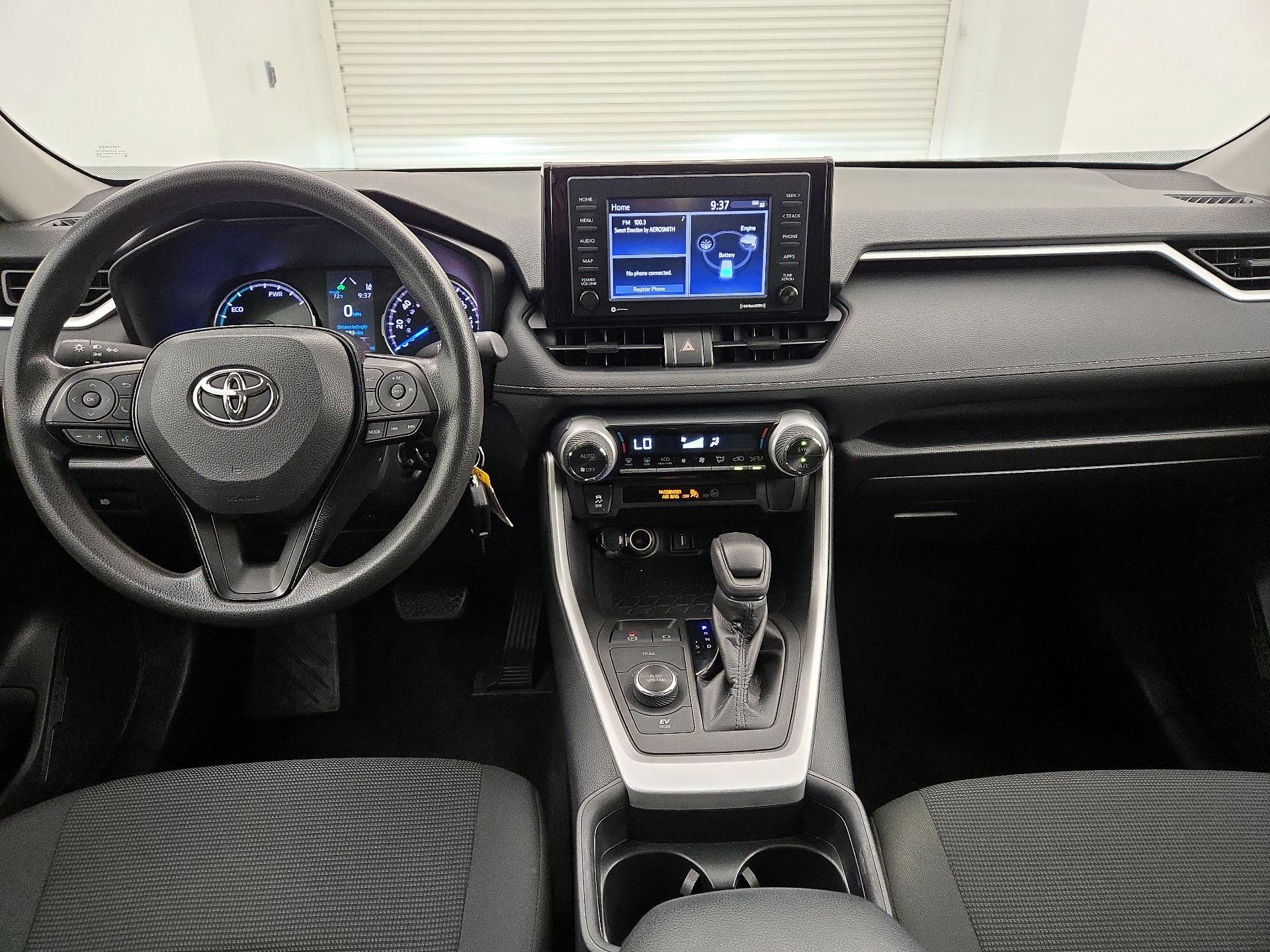 Thumbnail: 2021 Toyota RAV4 - 9