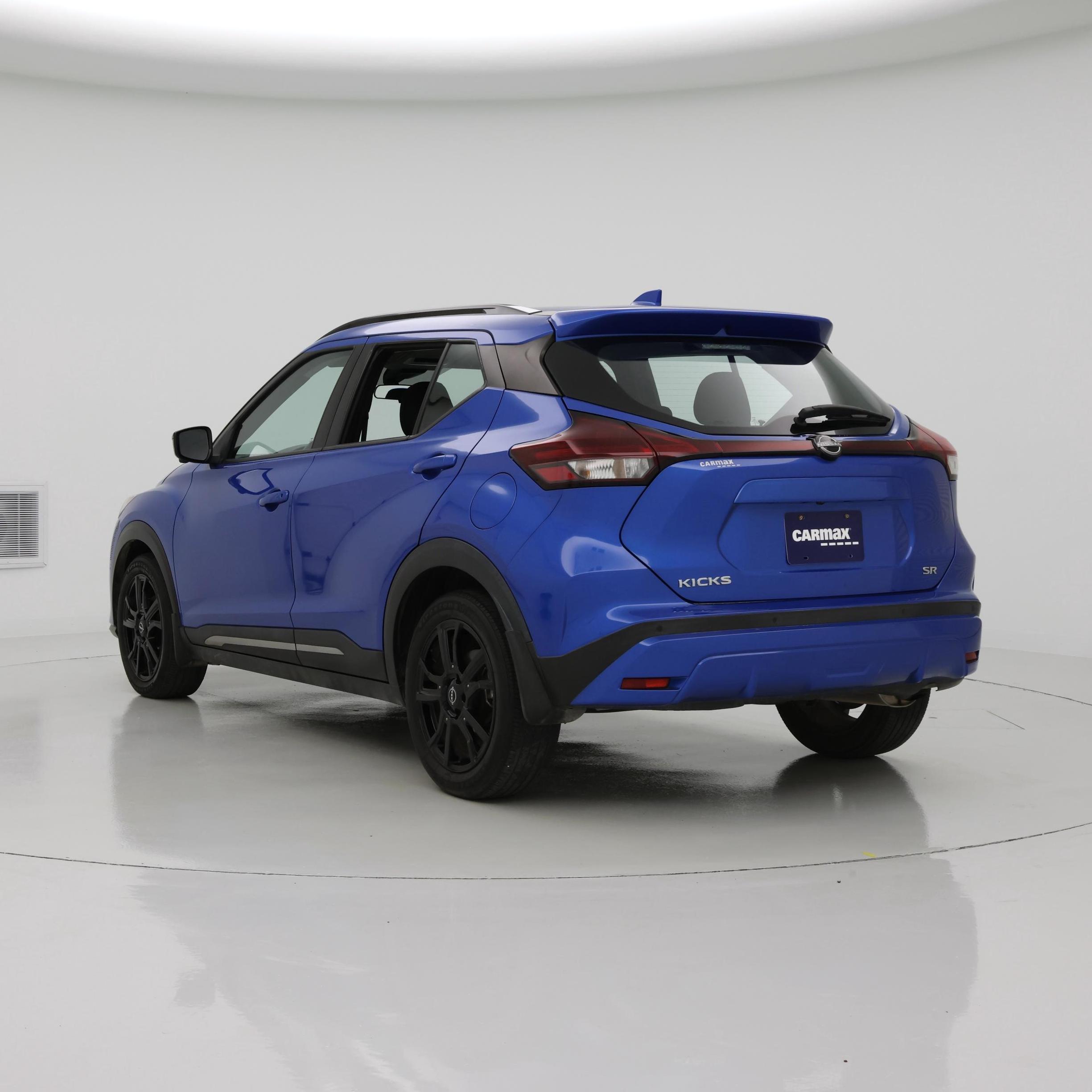 Thumbnail: 2022 Nissan Kicks - 2