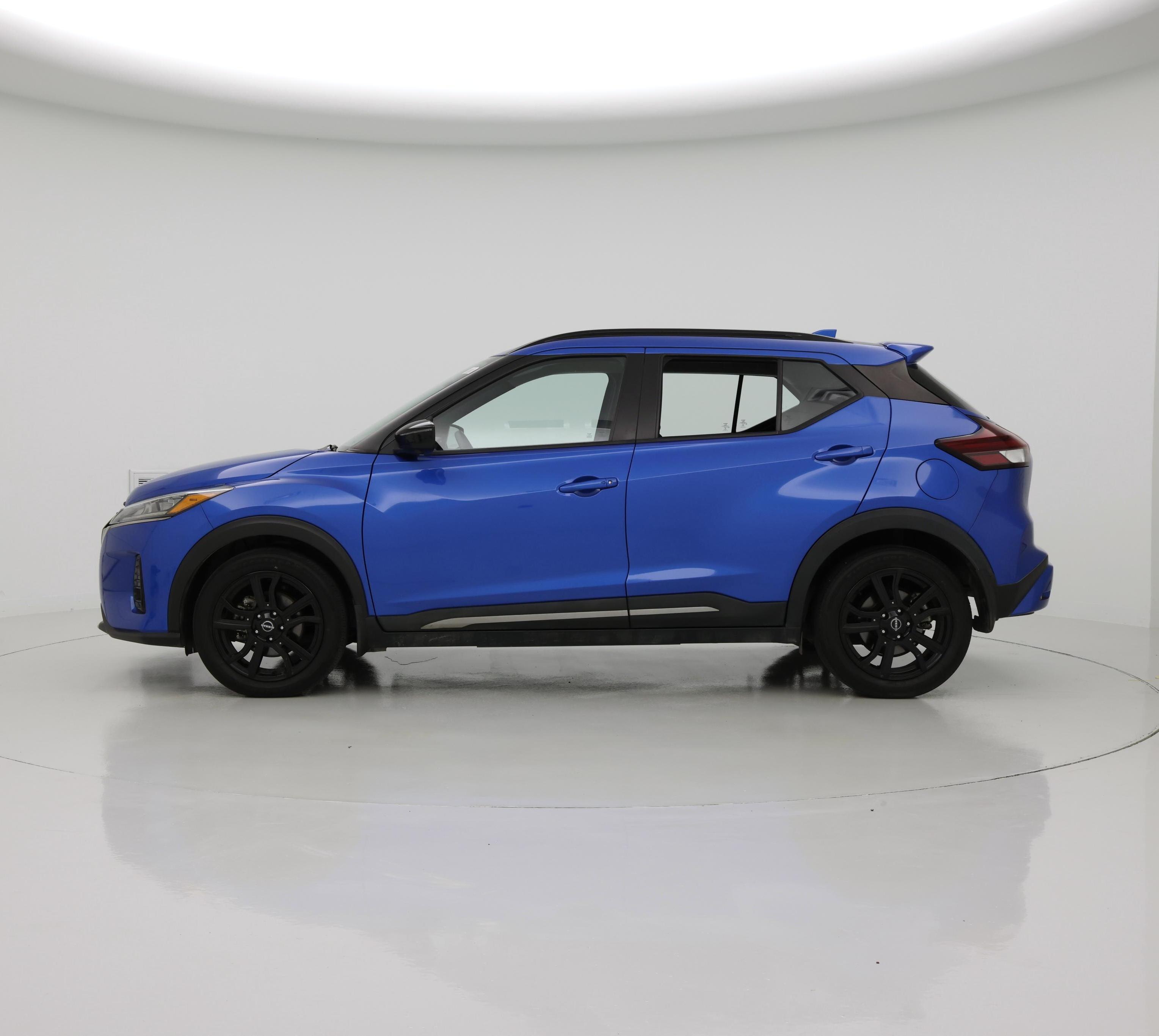 Thumbnail: 2022 Nissan Kicks - 3