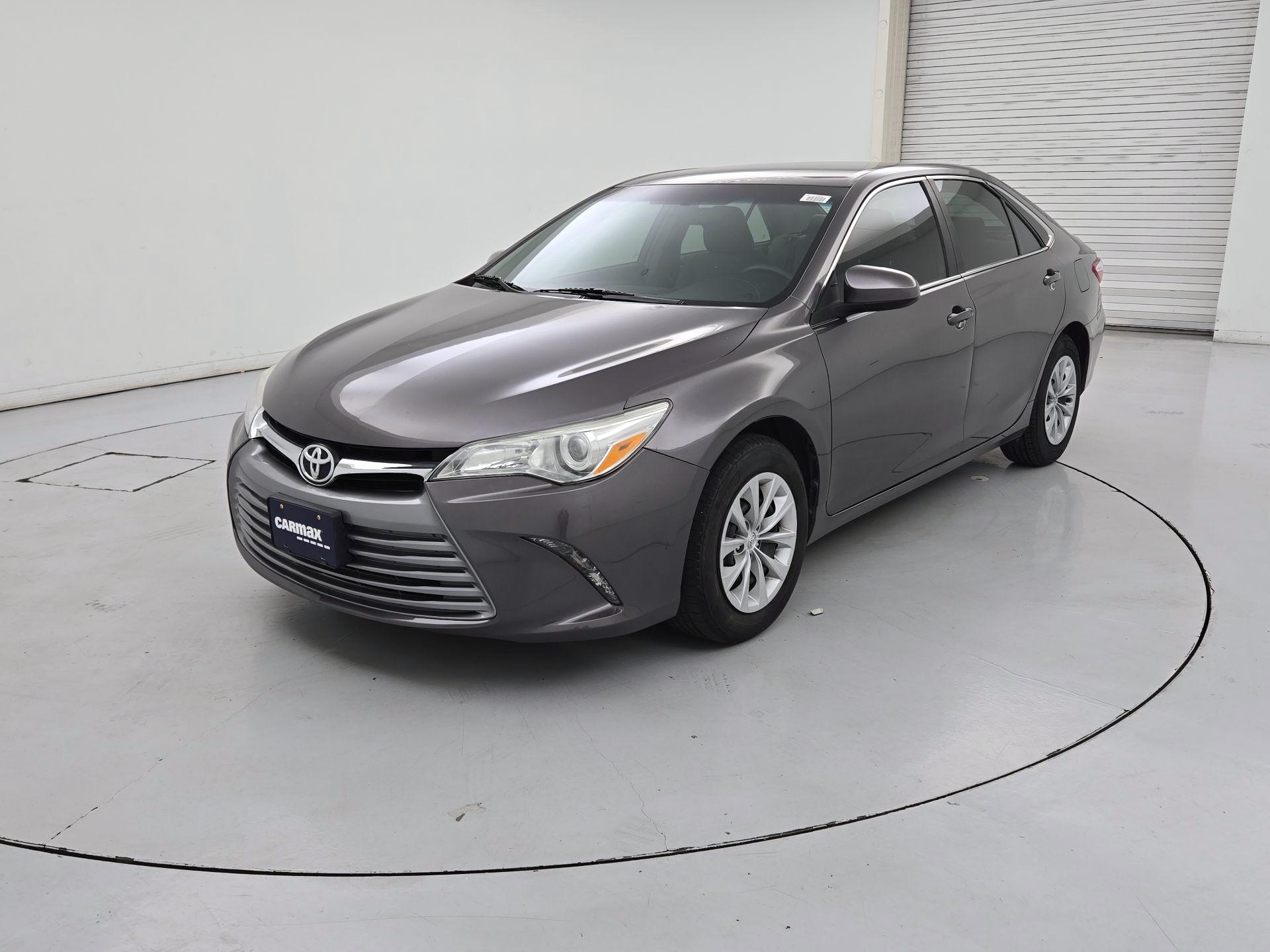 Thumbnail: 2015 Toyota Camry - 3