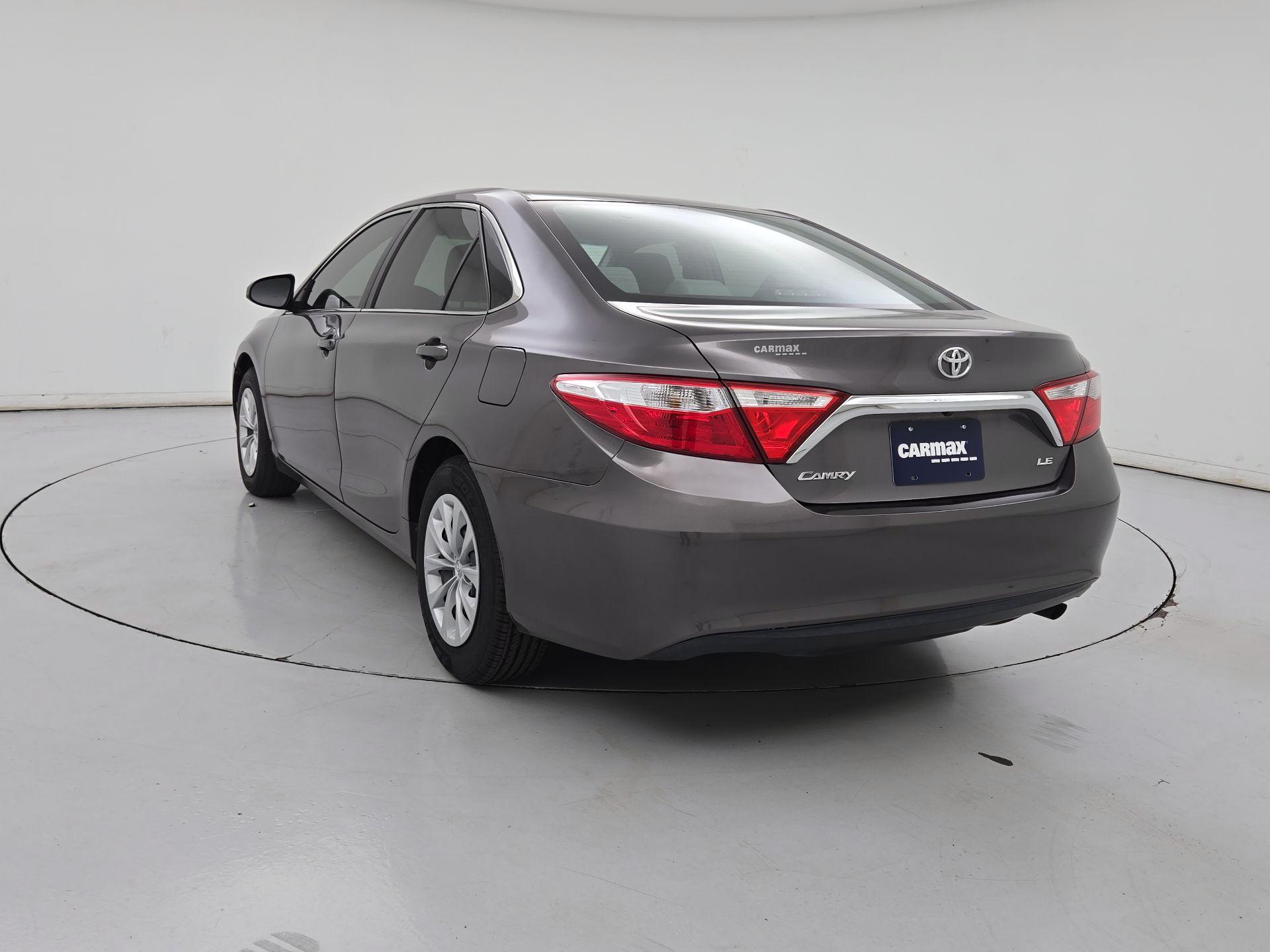 Thumbnail: 2015 Toyota Camry - 7