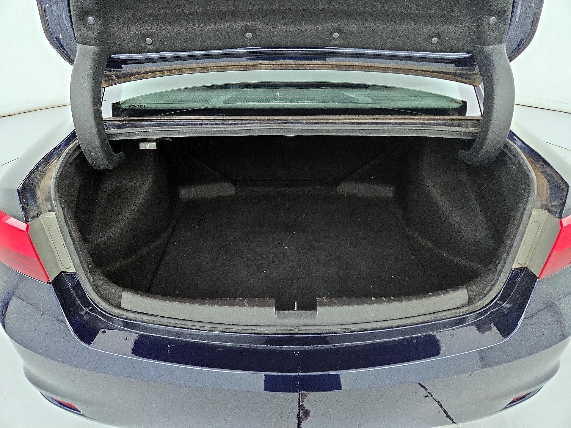 Thumbnail: 2013 Acura ILX - 20