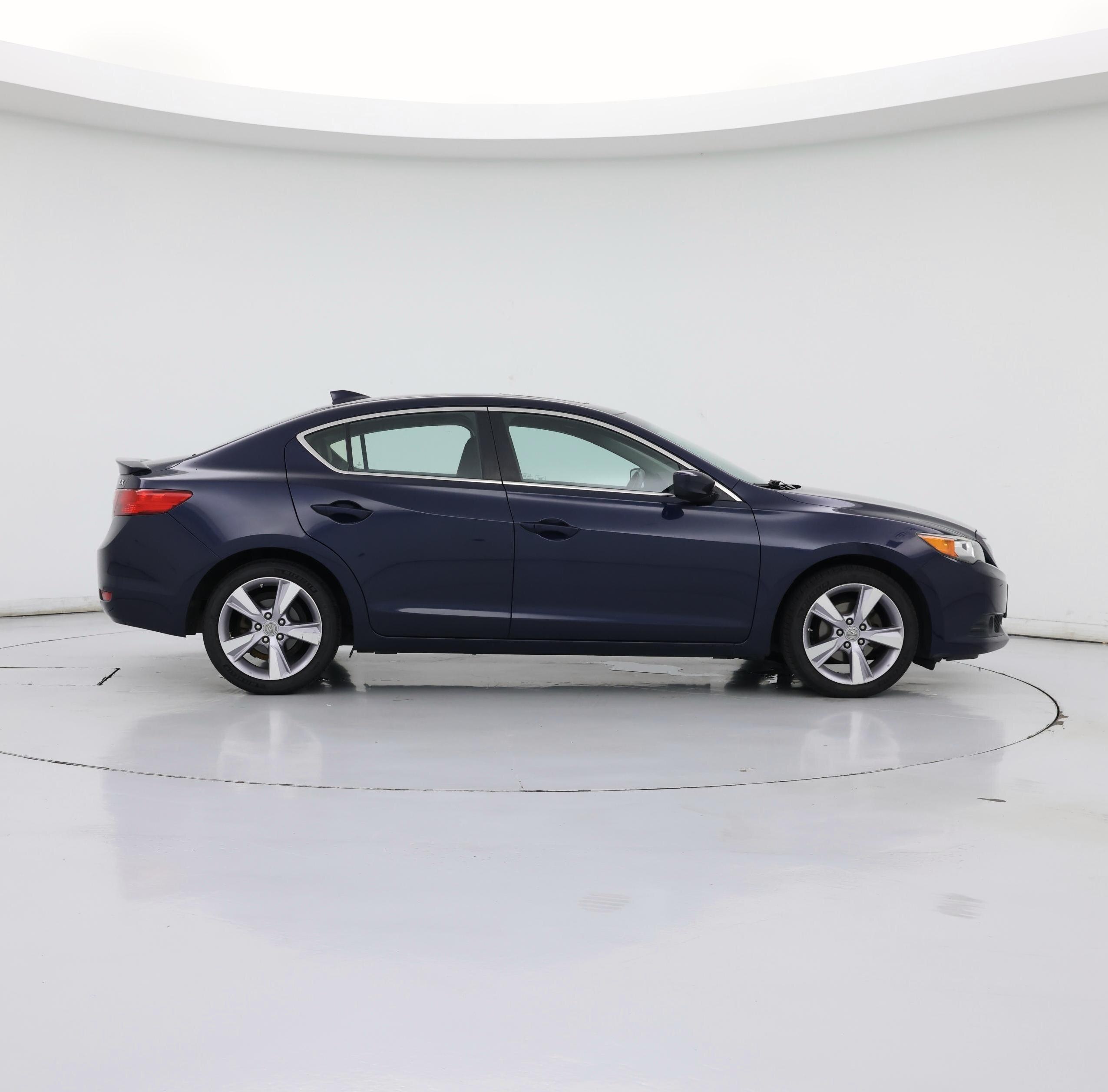 Thumbnail: 2013 Acura ILX - 7