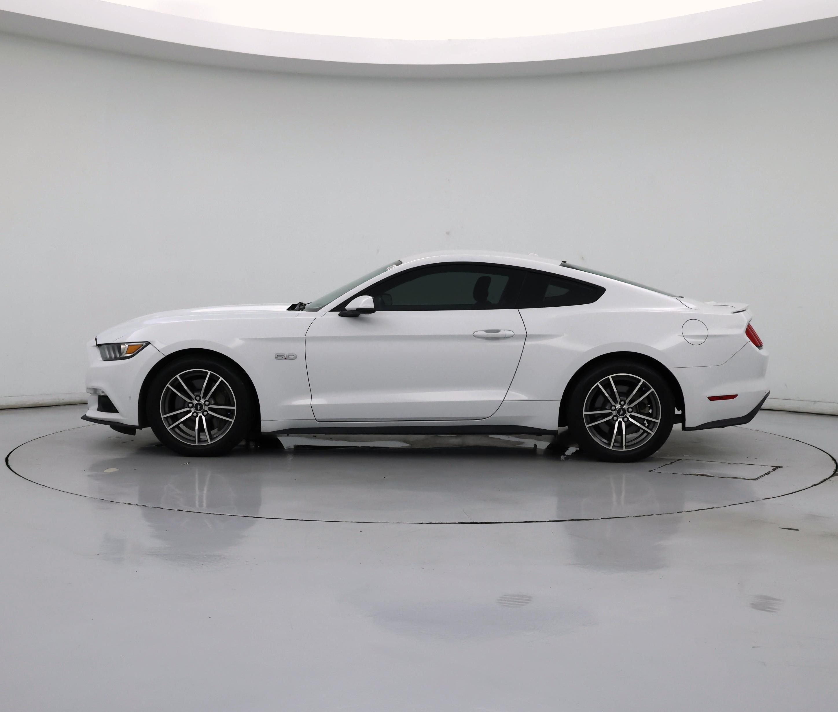 Thumbnail: 2017 Ford Mustang - 3