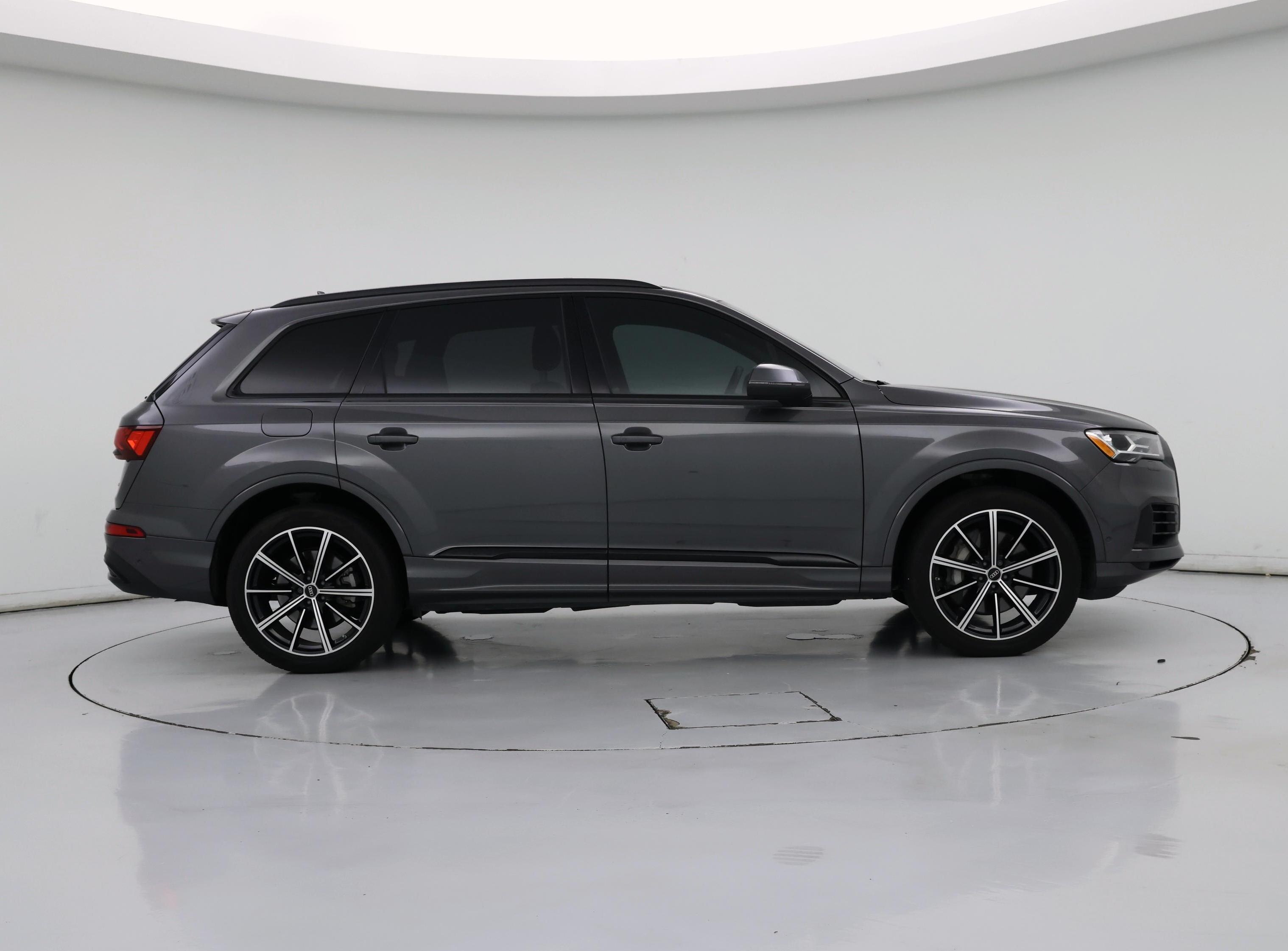 Thumbnail: 2022 Audi Q7 - 7