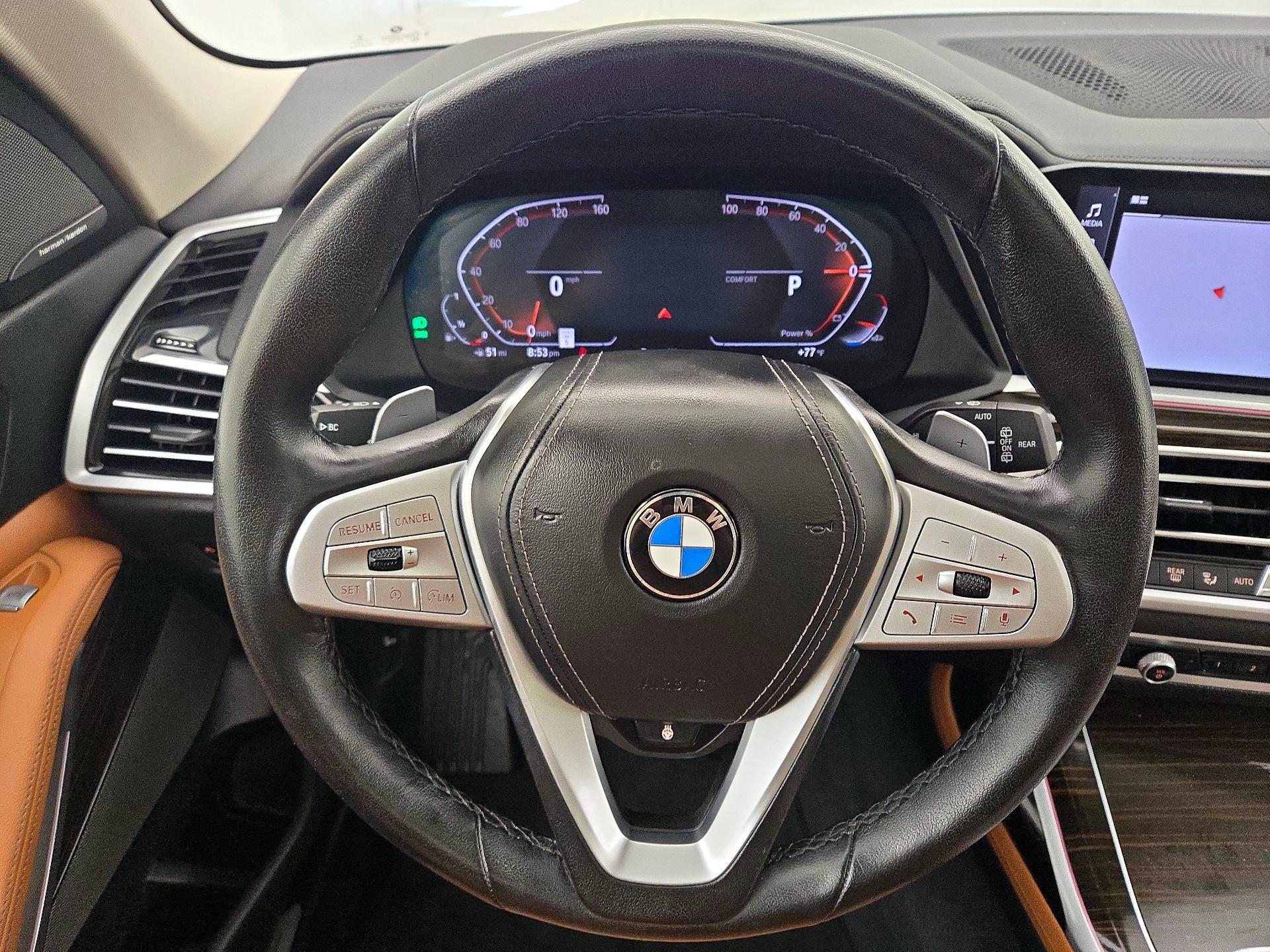 Thumbnail: 2021 BMW X7 - 10