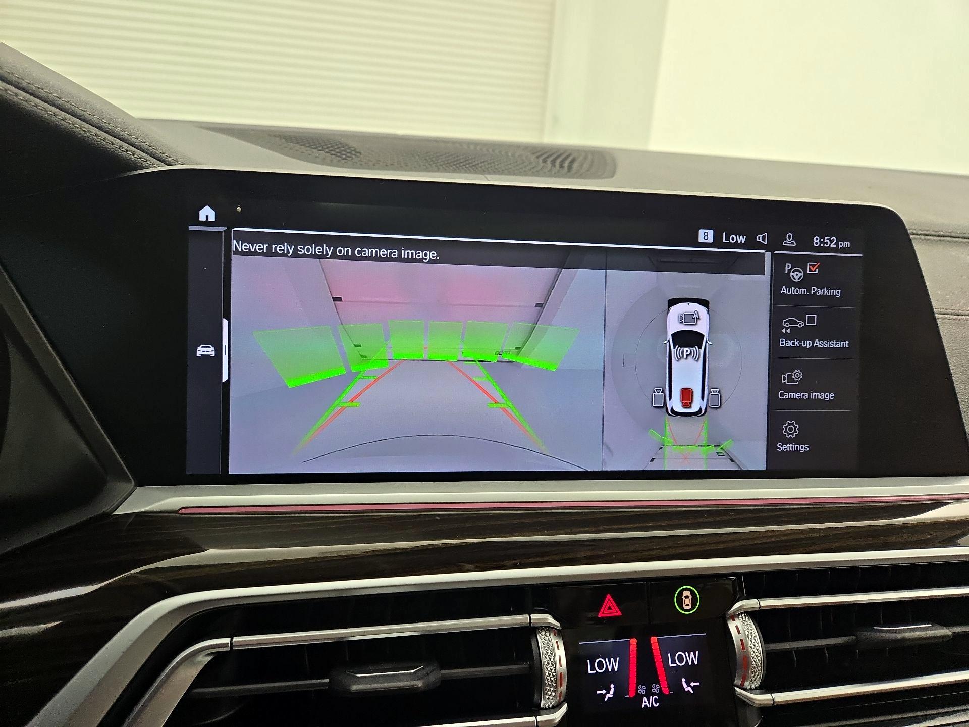 Thumbnail: 2021 BMW X7 - 15