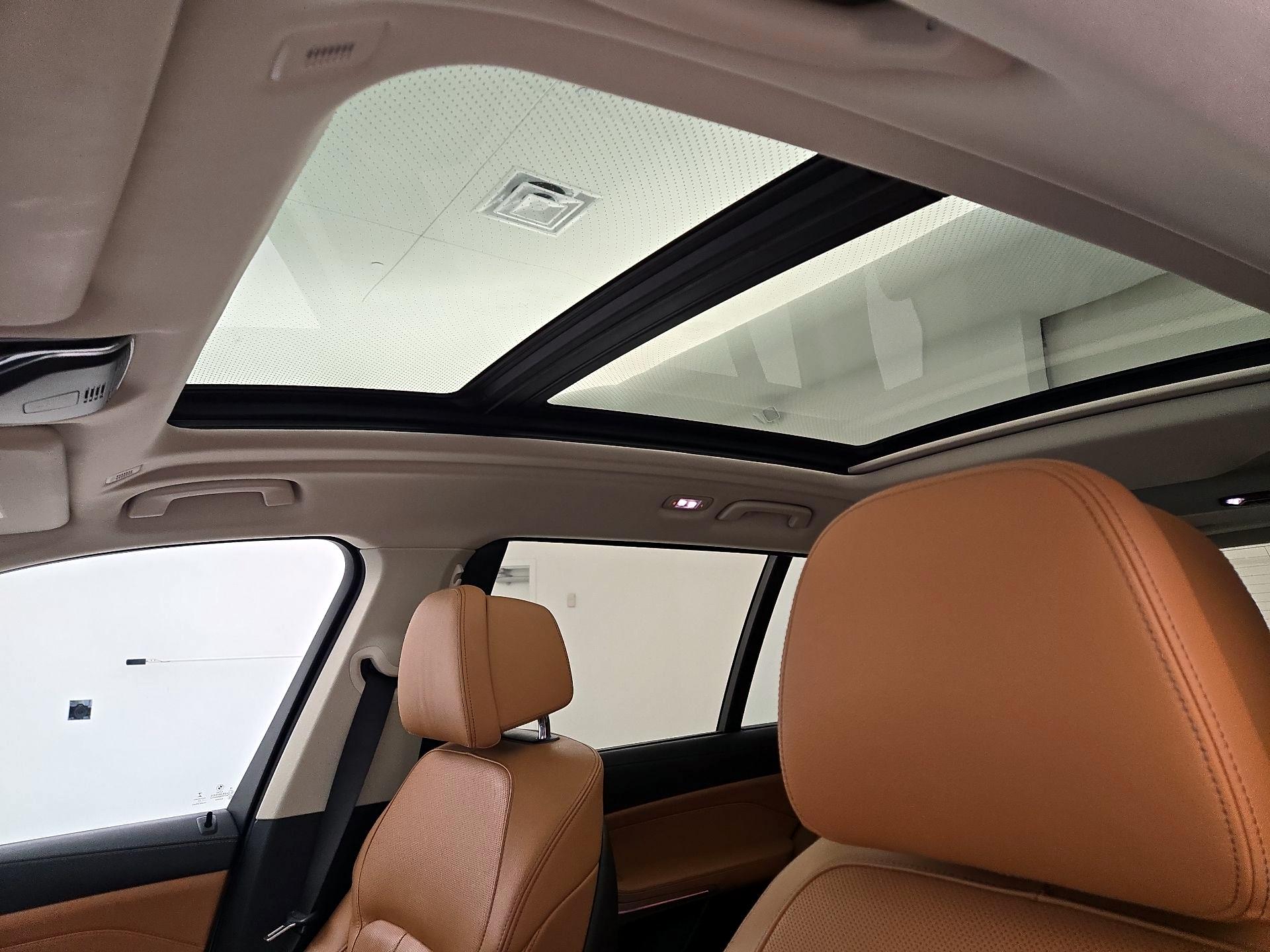 Thumbnail: 2021 BMW X7 - 20