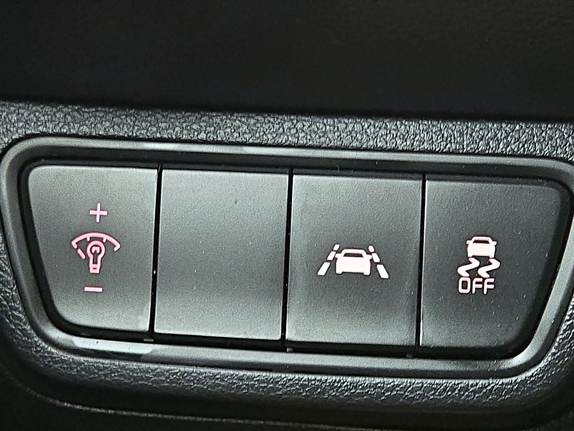Thumbnail: 2019 Kia Forte - 13