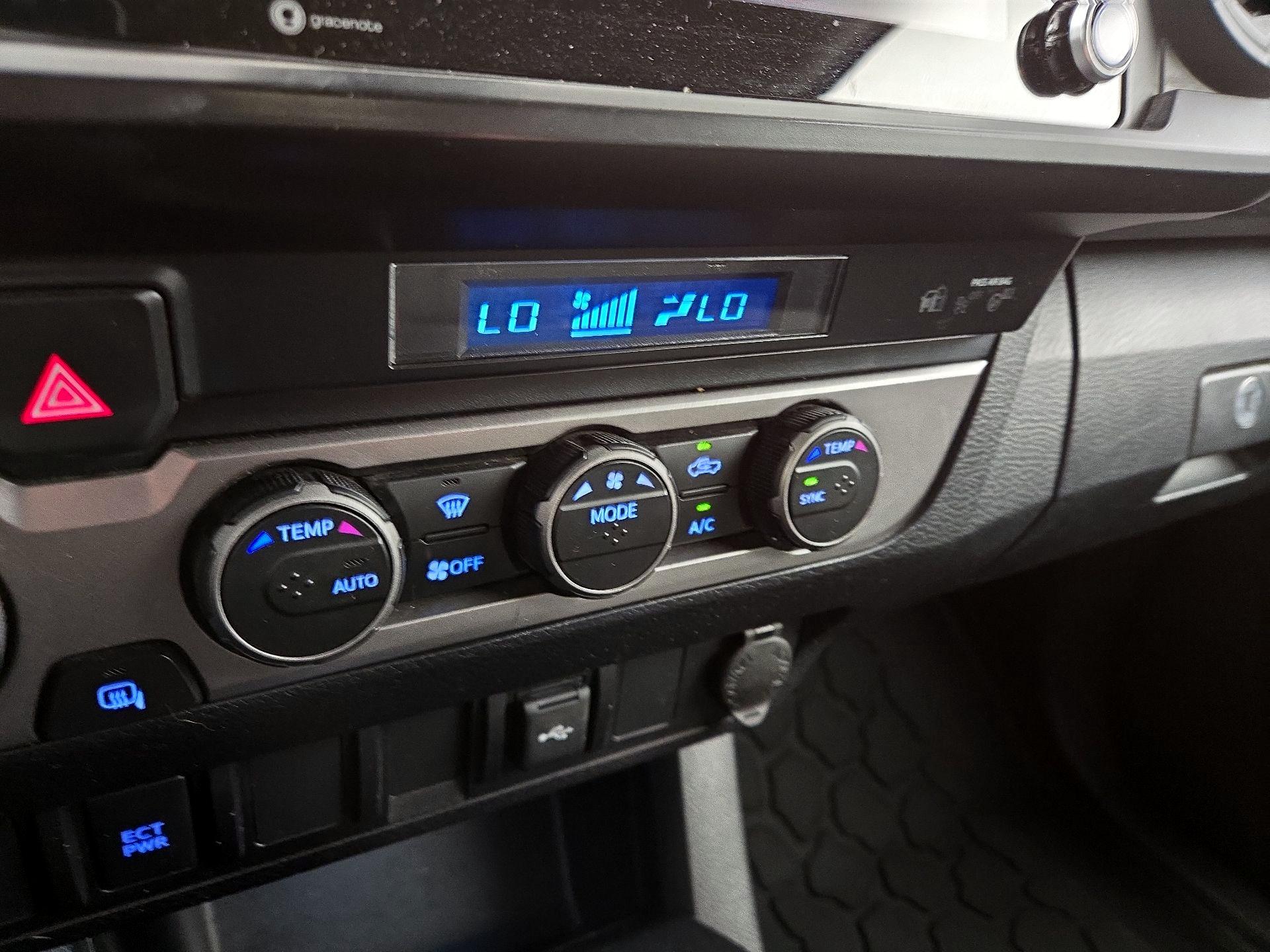 Thumbnail: 2023 Toyota Tacoma - 17