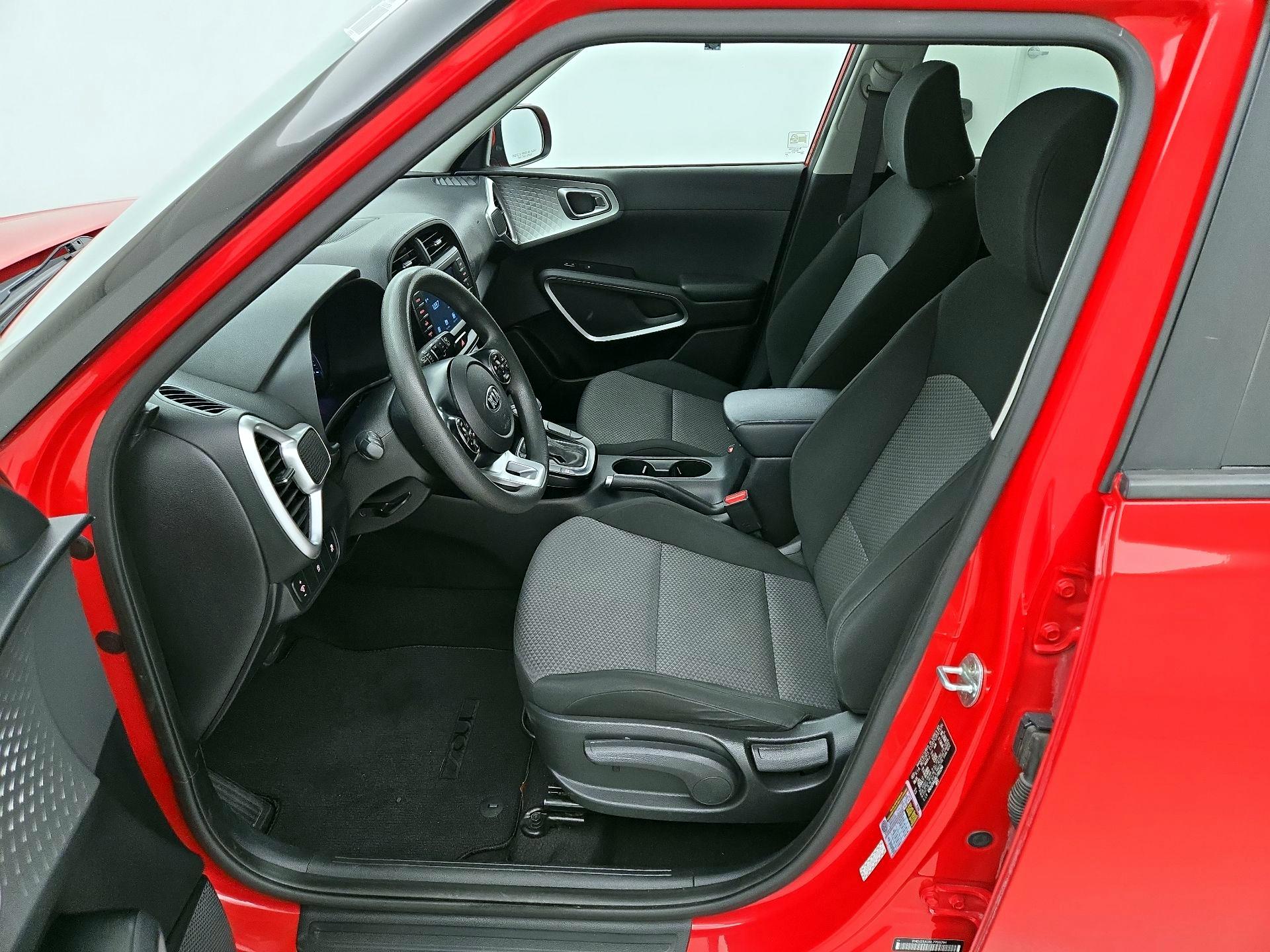 Thumbnail: 2020 Kia Soul - 11