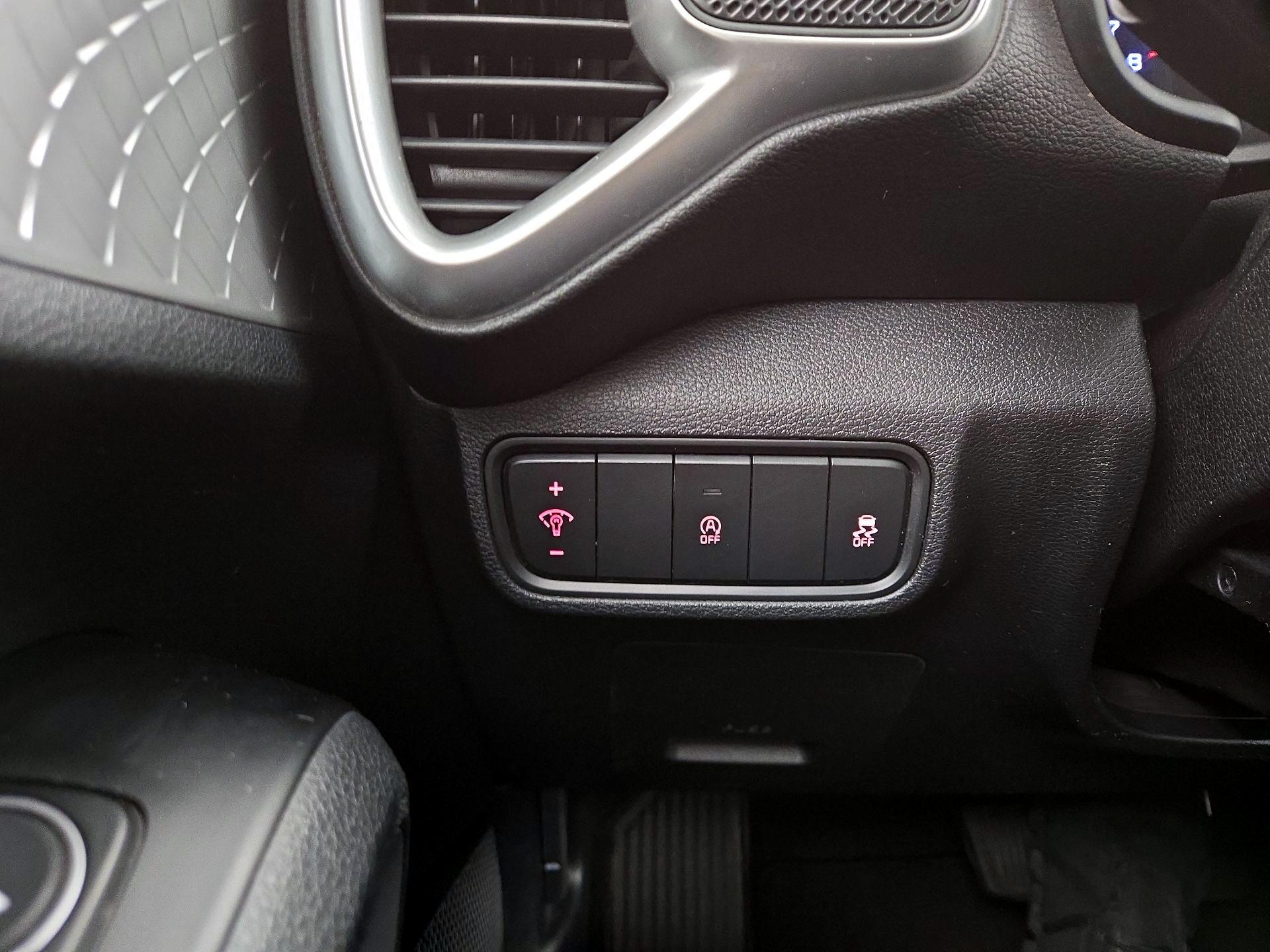 Thumbnail: 2020 Kia Soul - 13