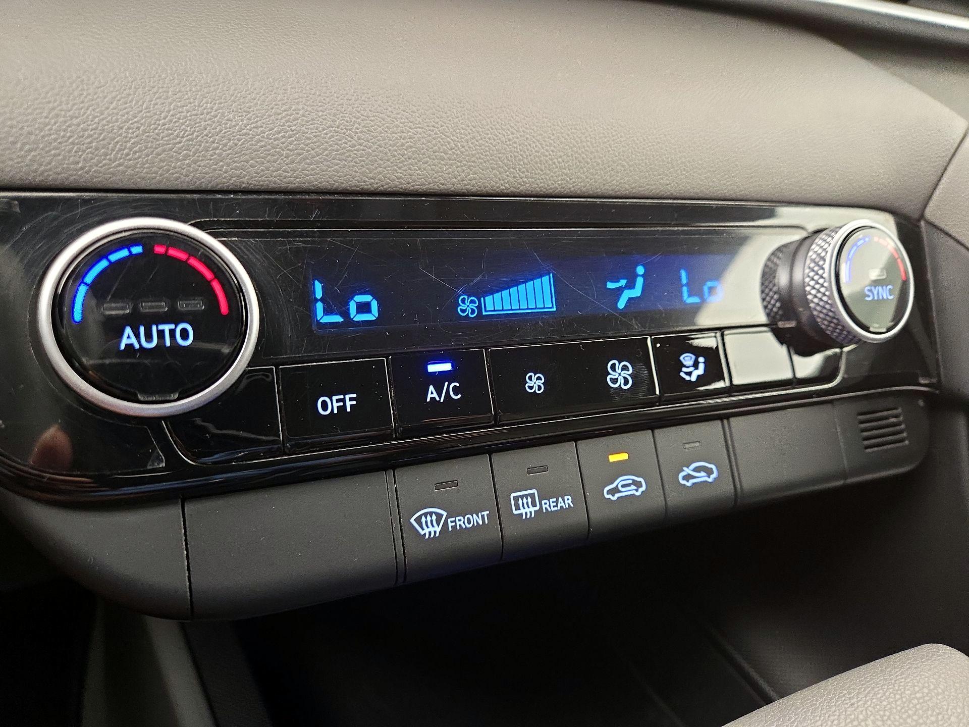 Thumbnail: 2023 Hyundai Elantra - 16