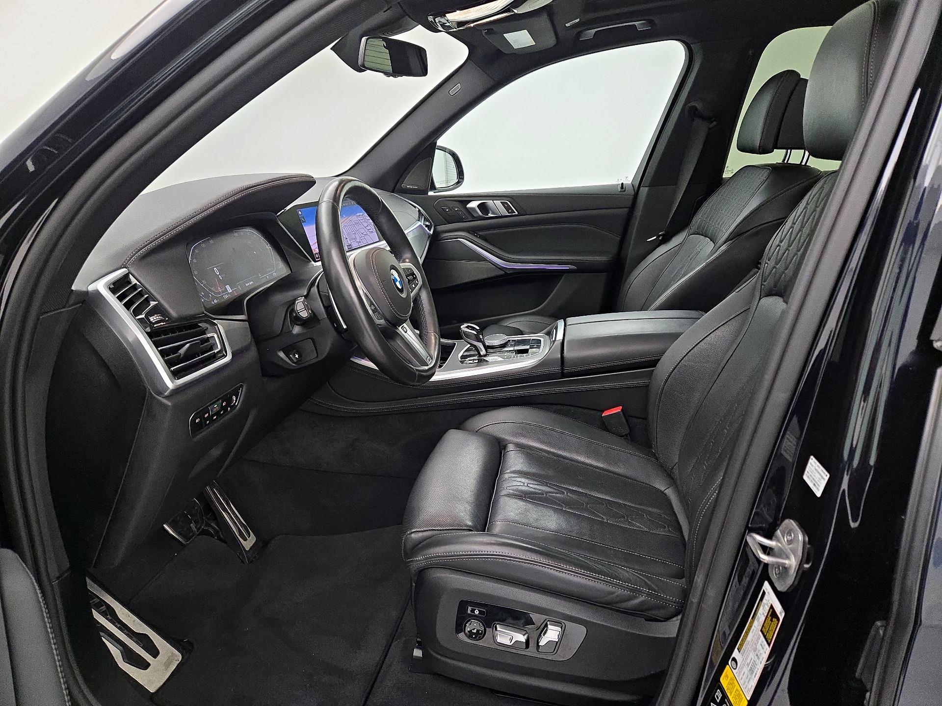 Thumbnail: 2021 BMW X5 - 11