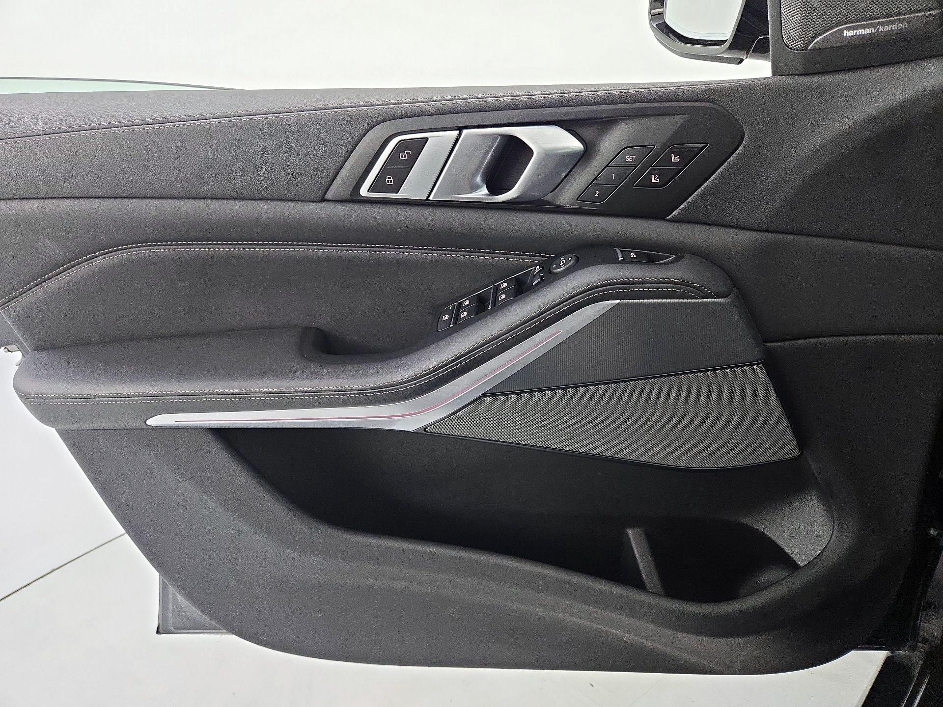 Thumbnail: 2021 BMW X5 - 12