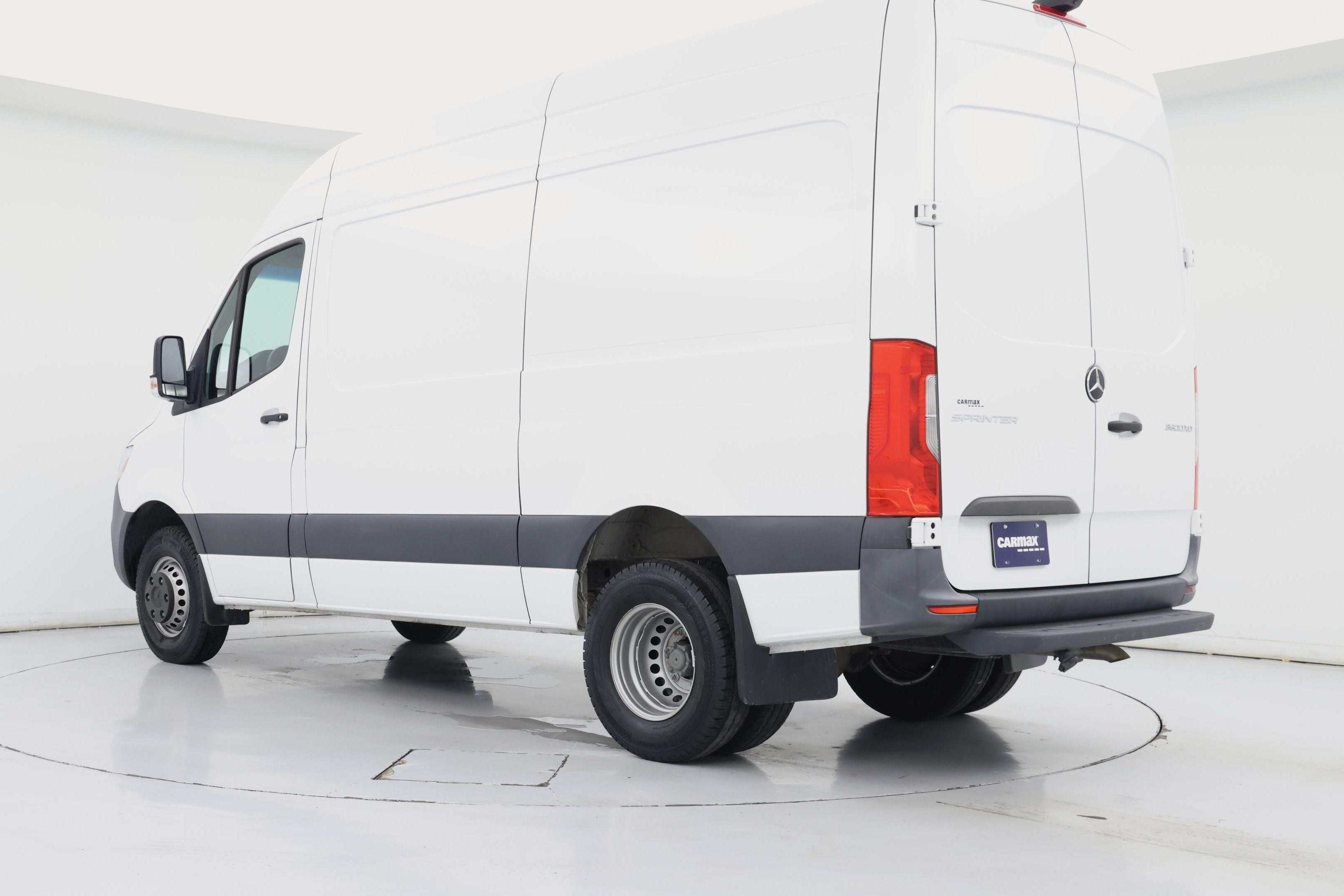 Thumbnail: 2022 Mercedes-Benz Sprinter - 2