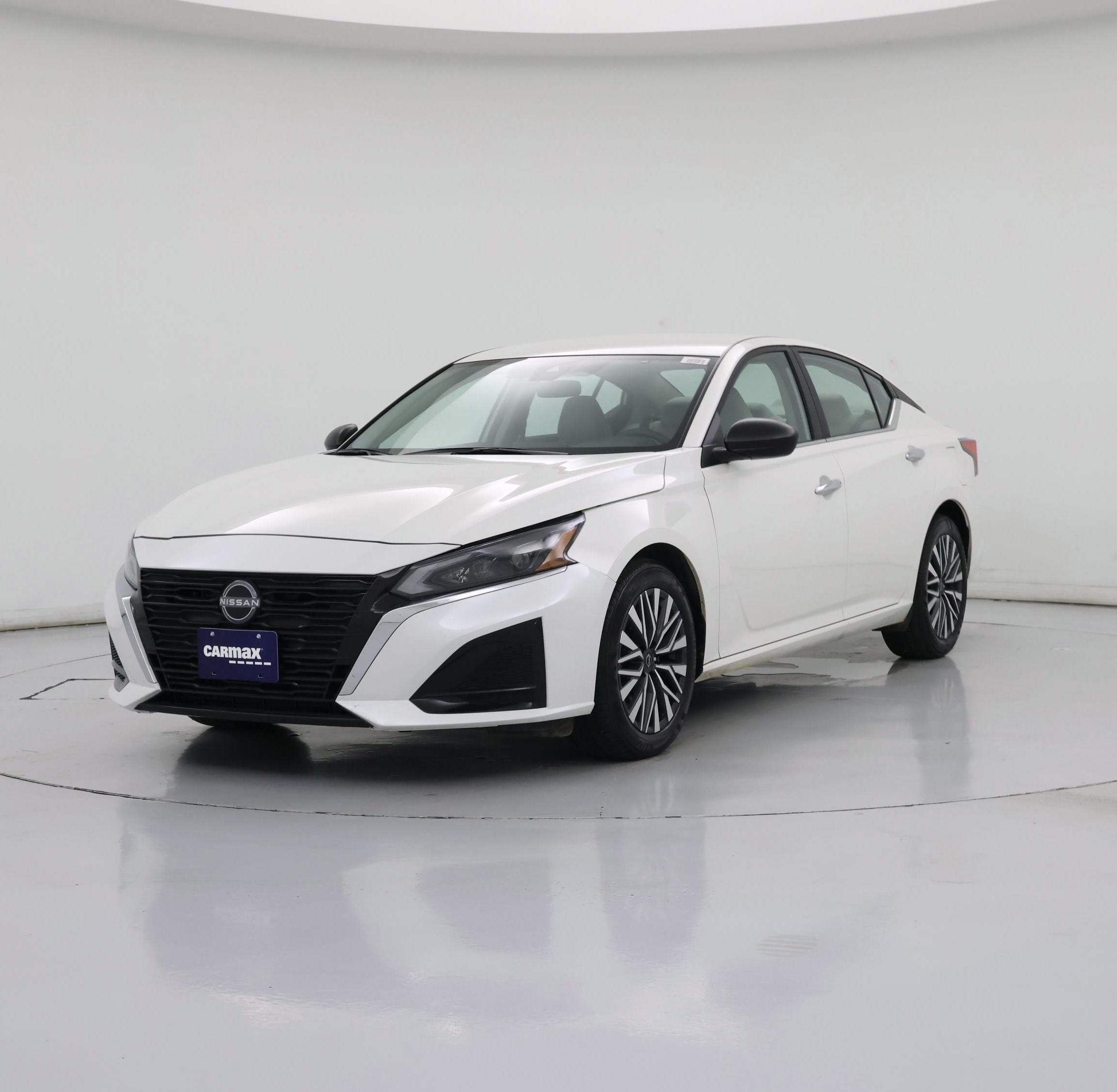 Thumbnail: 2025 Nissan Altima - 4