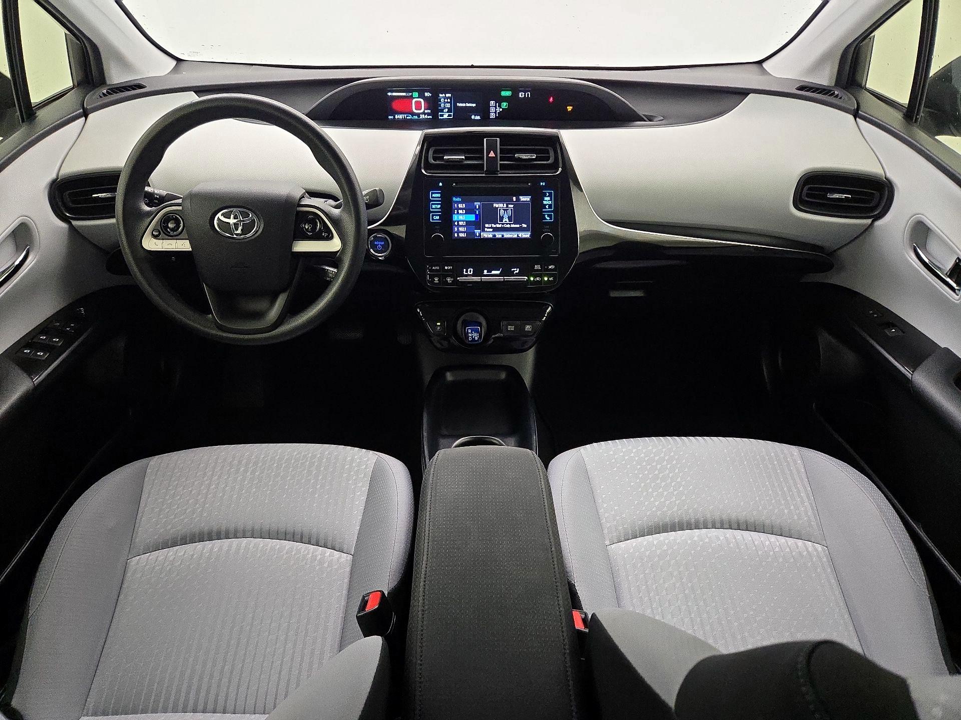Thumbnail: 2016 Toyota Prius - 9