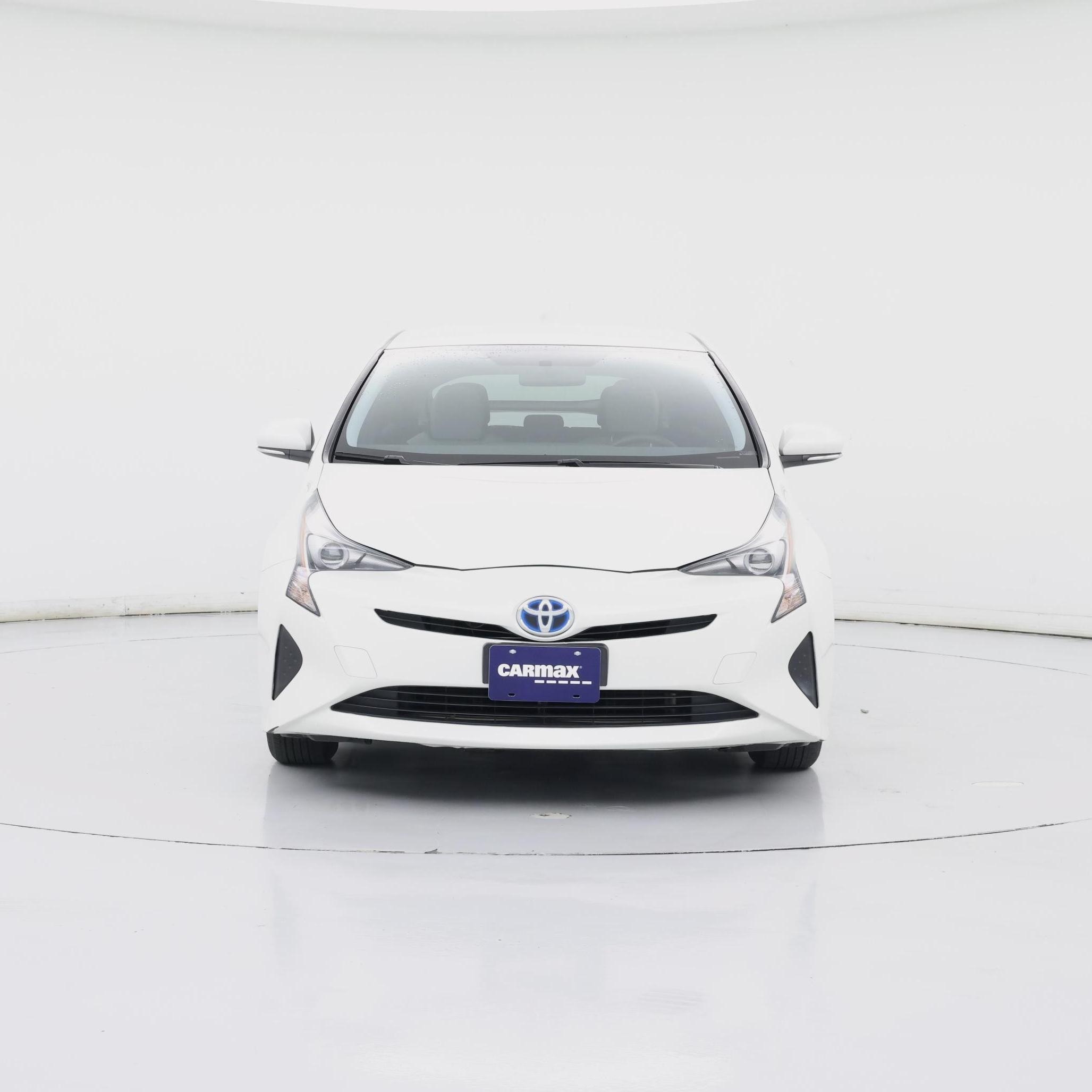 Thumbnail: 2016 Toyota Prius - 5