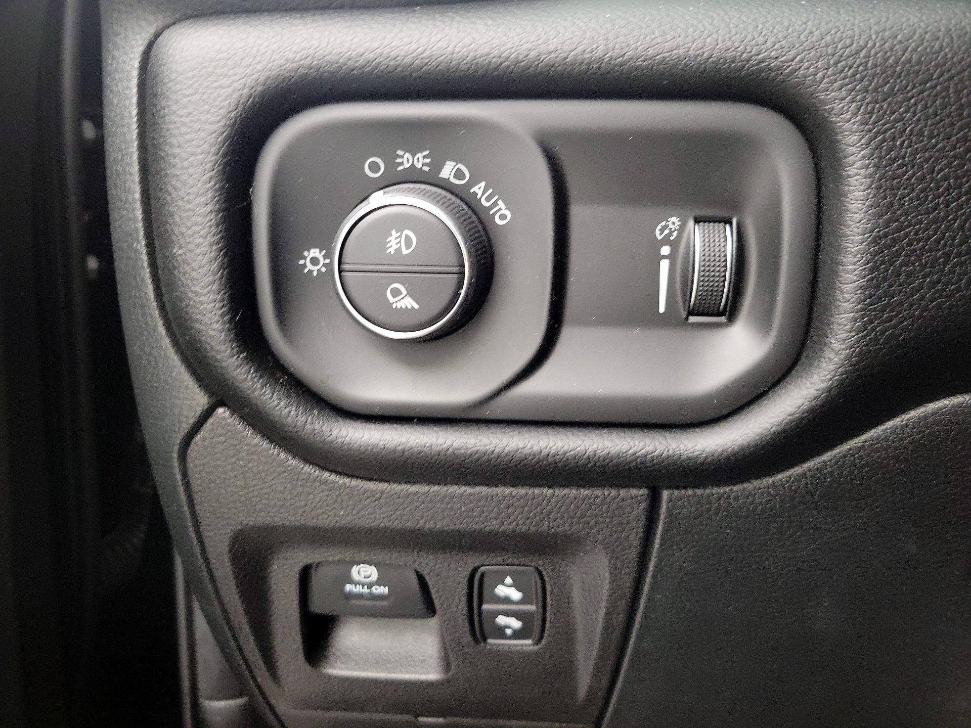 Thumbnail: 2022 RAM 1500 - 13