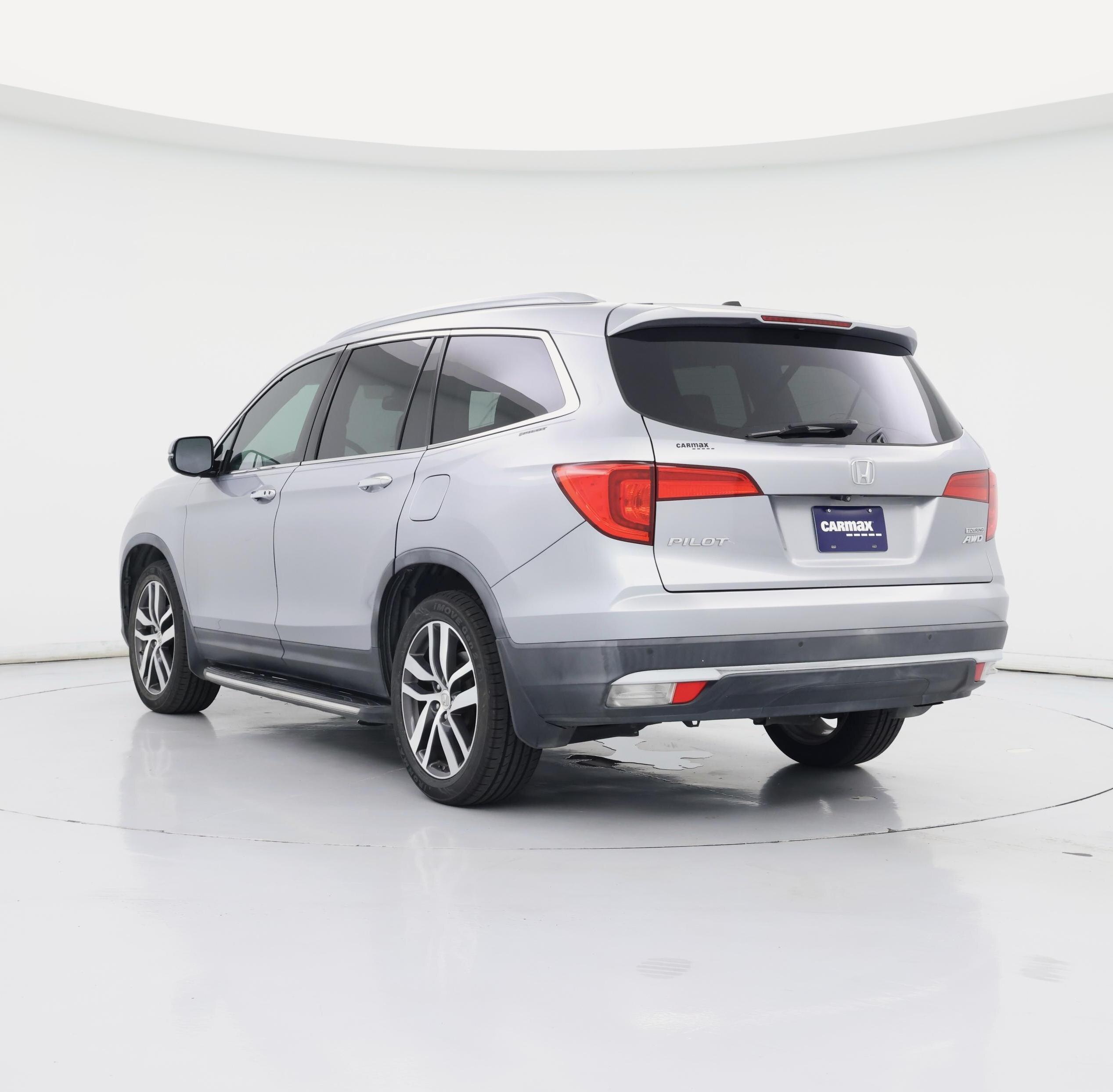 Thumbnail: 2016 Honda Pilot - 2