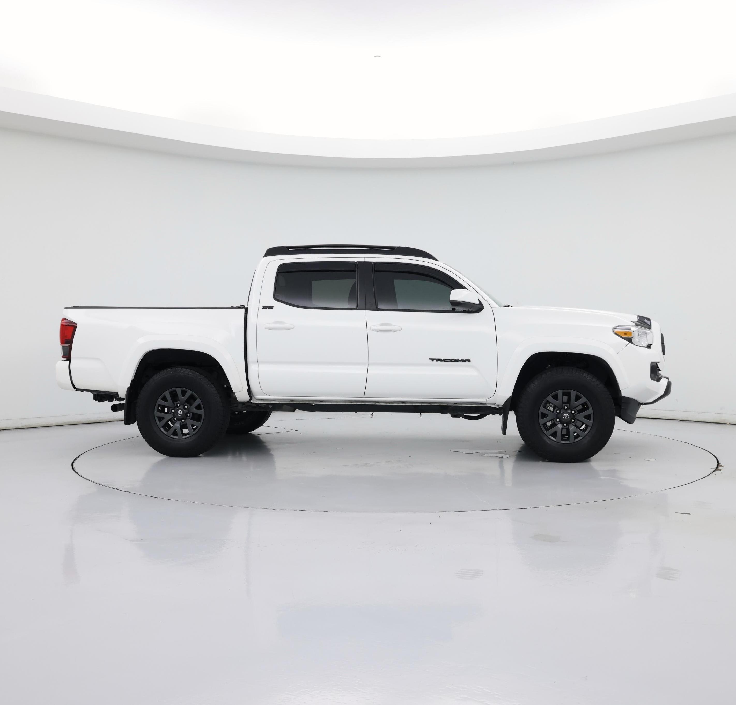 Thumbnail: 2023 Toyota Tacoma - 7