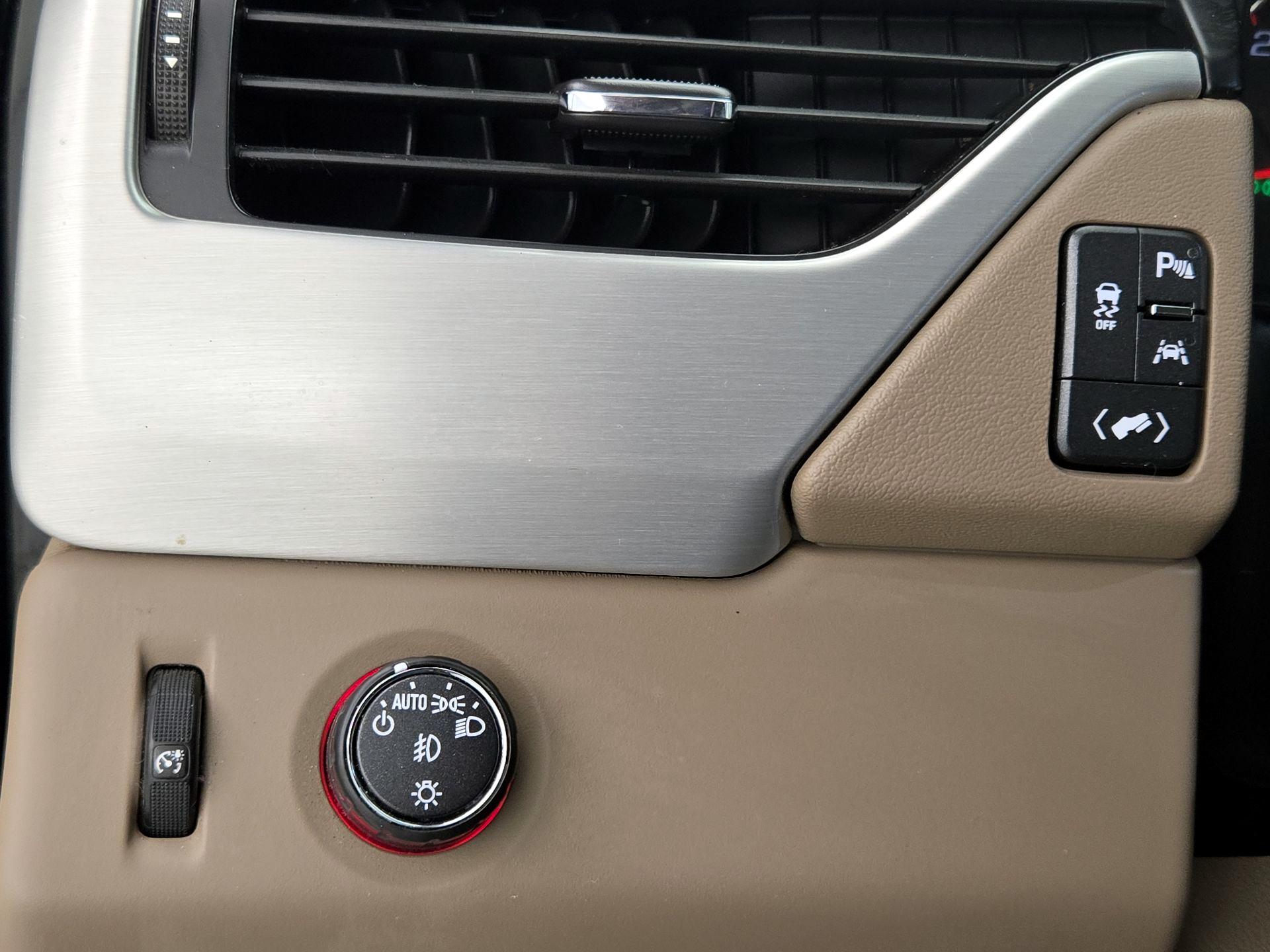 Thumbnail: 2016 GMC Yukon - 13