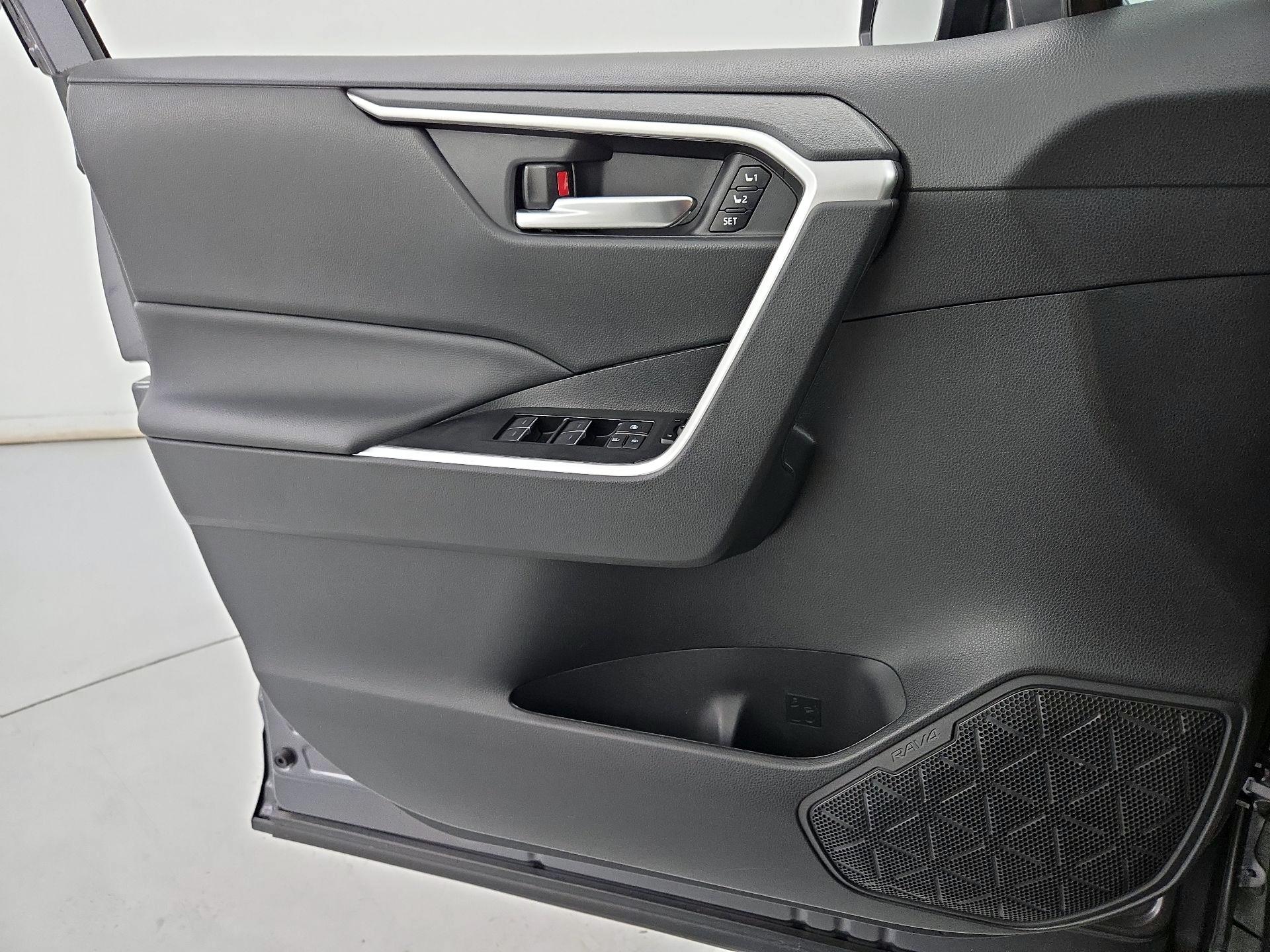 Thumbnail: 2024 Toyota RAV4 - 12