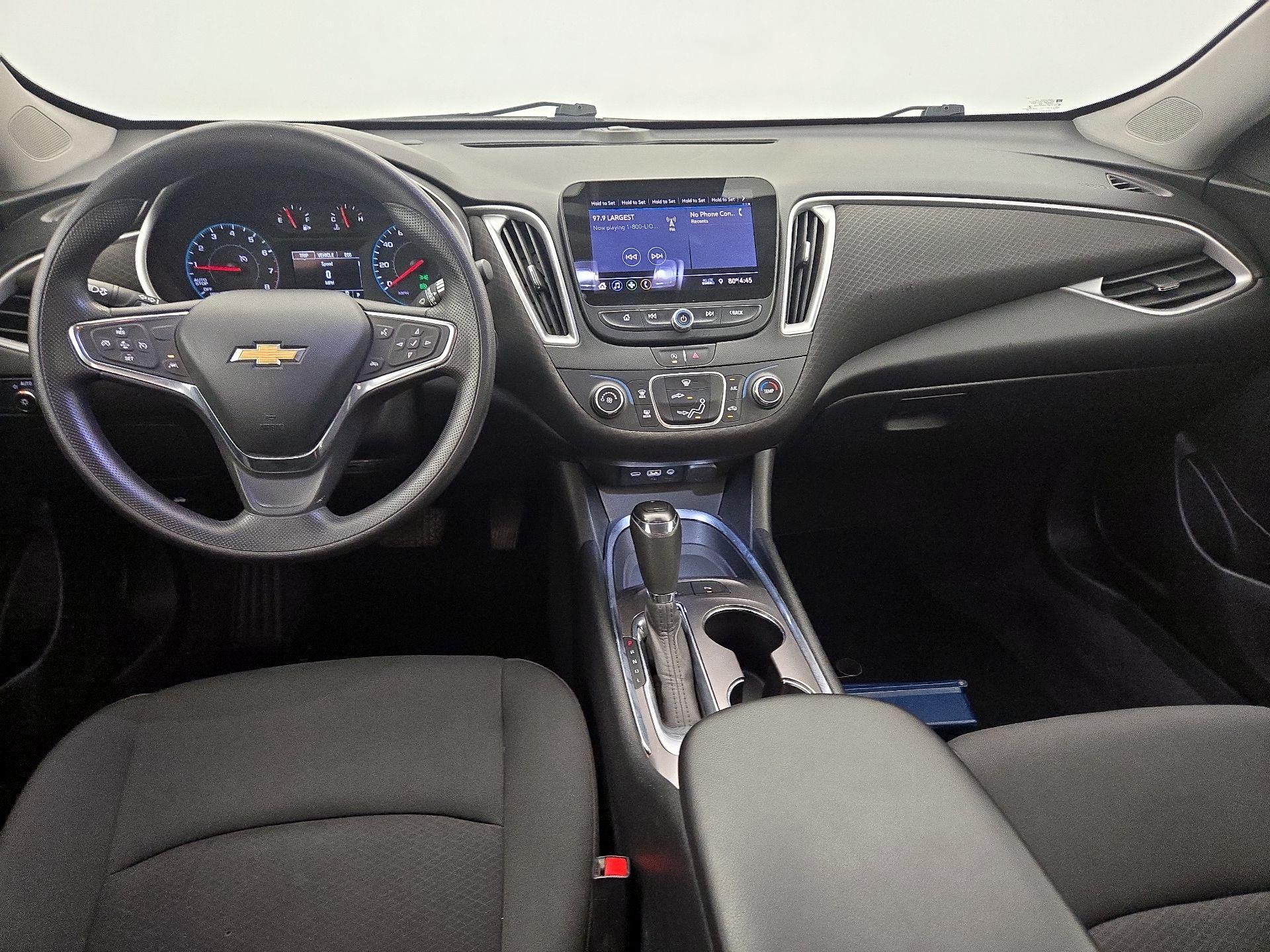 Thumbnail: 2020 Chevrolet Malibu - 9
