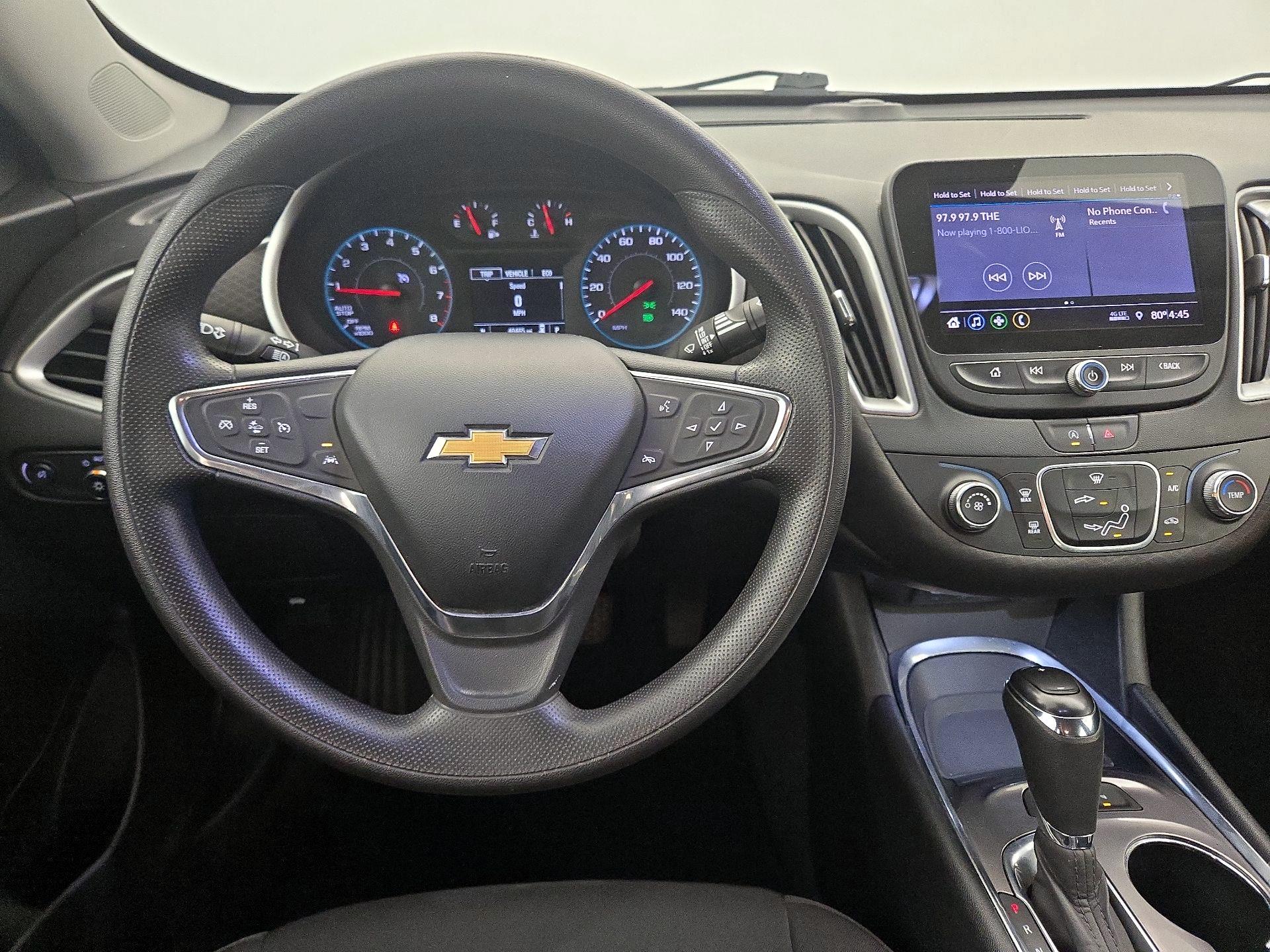 Thumbnail: 2020 Chevrolet Malibu - 10
