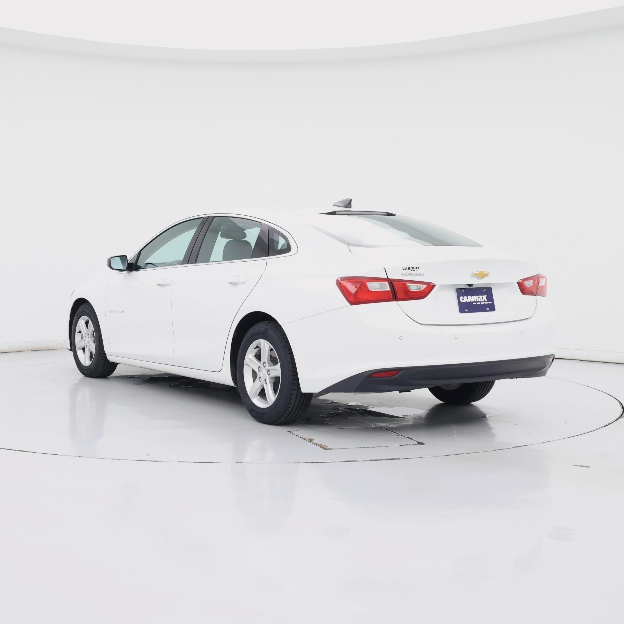 Thumbnail: 2020 Chevrolet Malibu - 2