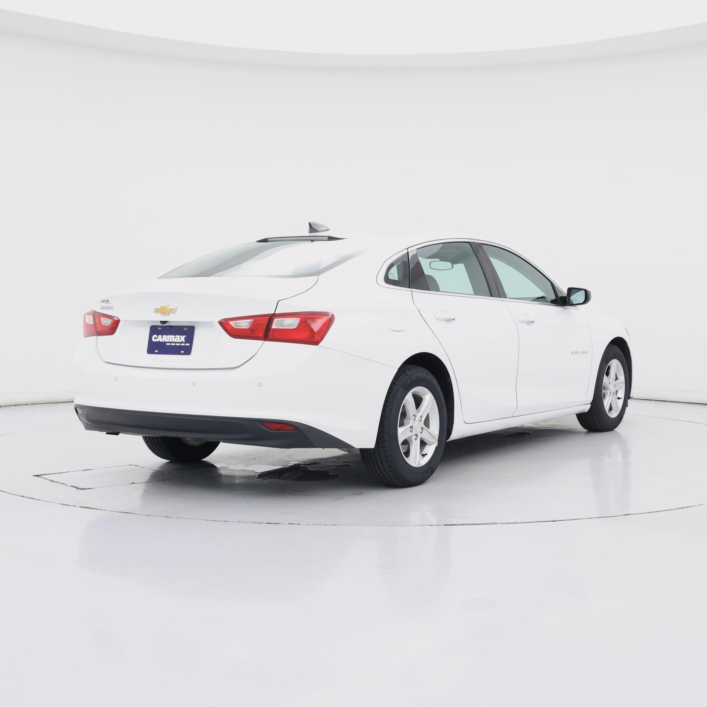 Thumbnail: 2020 Chevrolet Malibu - 8