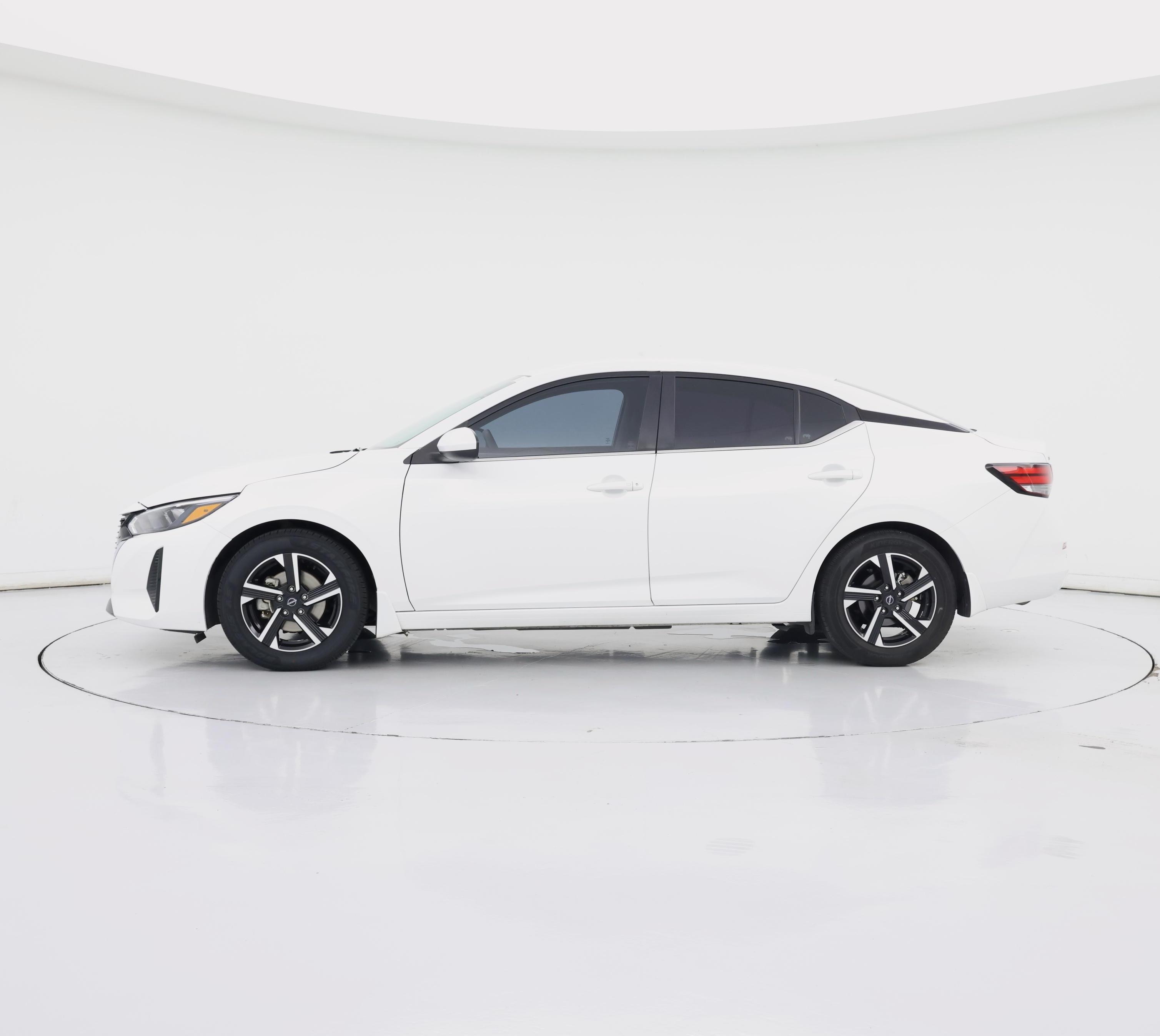 Thumbnail: 2024 Nissan Sentra - 3