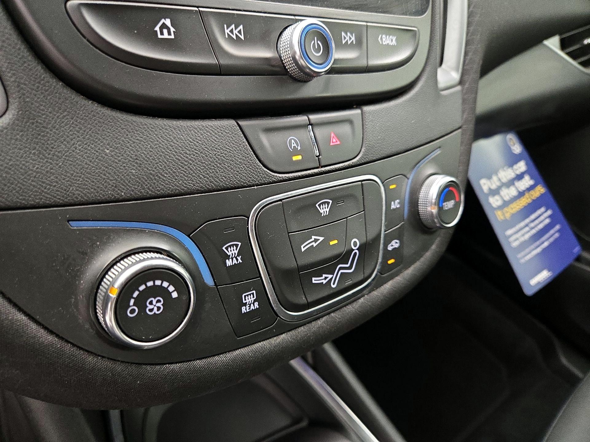 Thumbnail: 2020 Chevrolet Malibu - 16