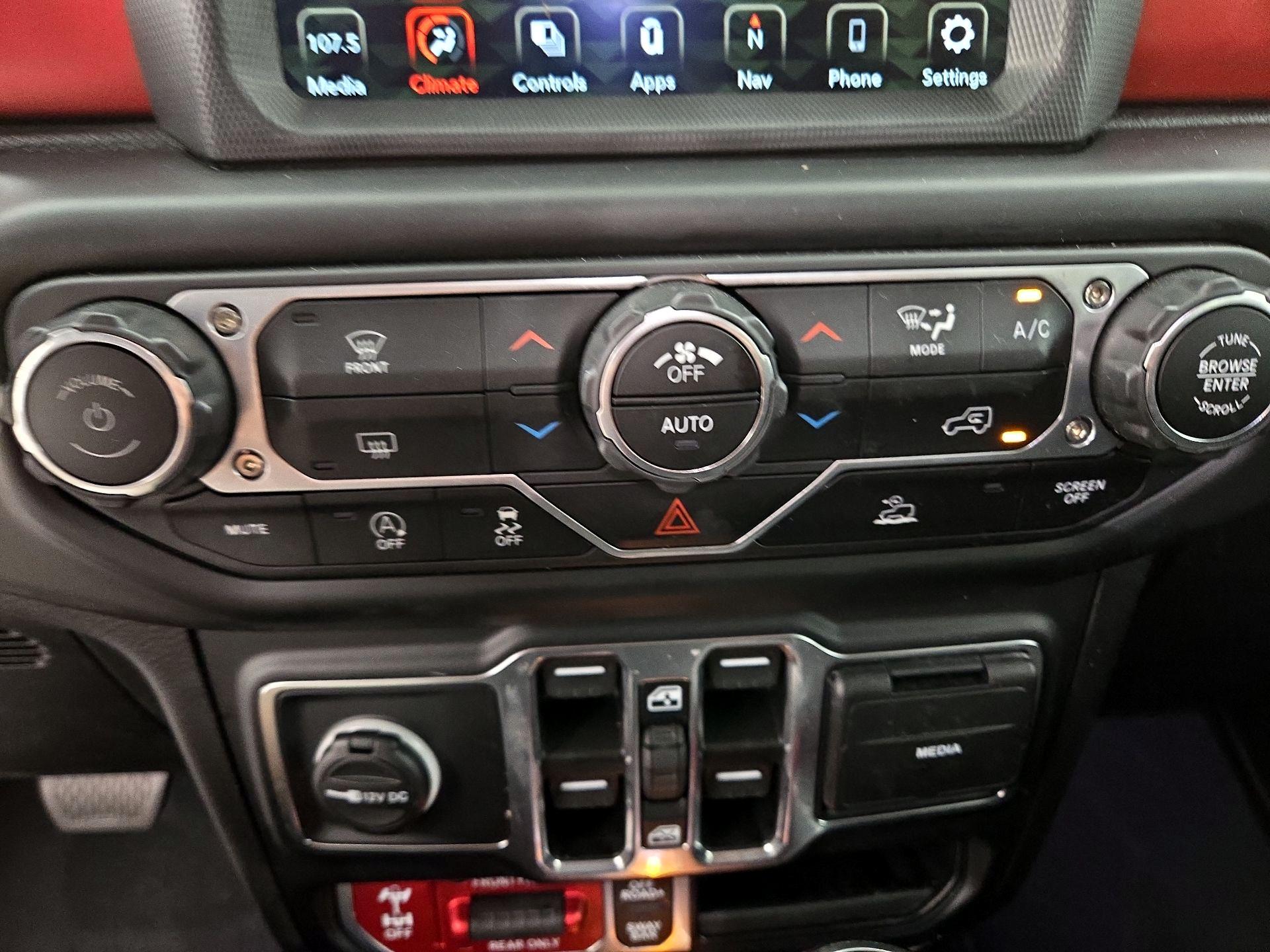 Thumbnail: 2023 Jeep Wrangler - 17