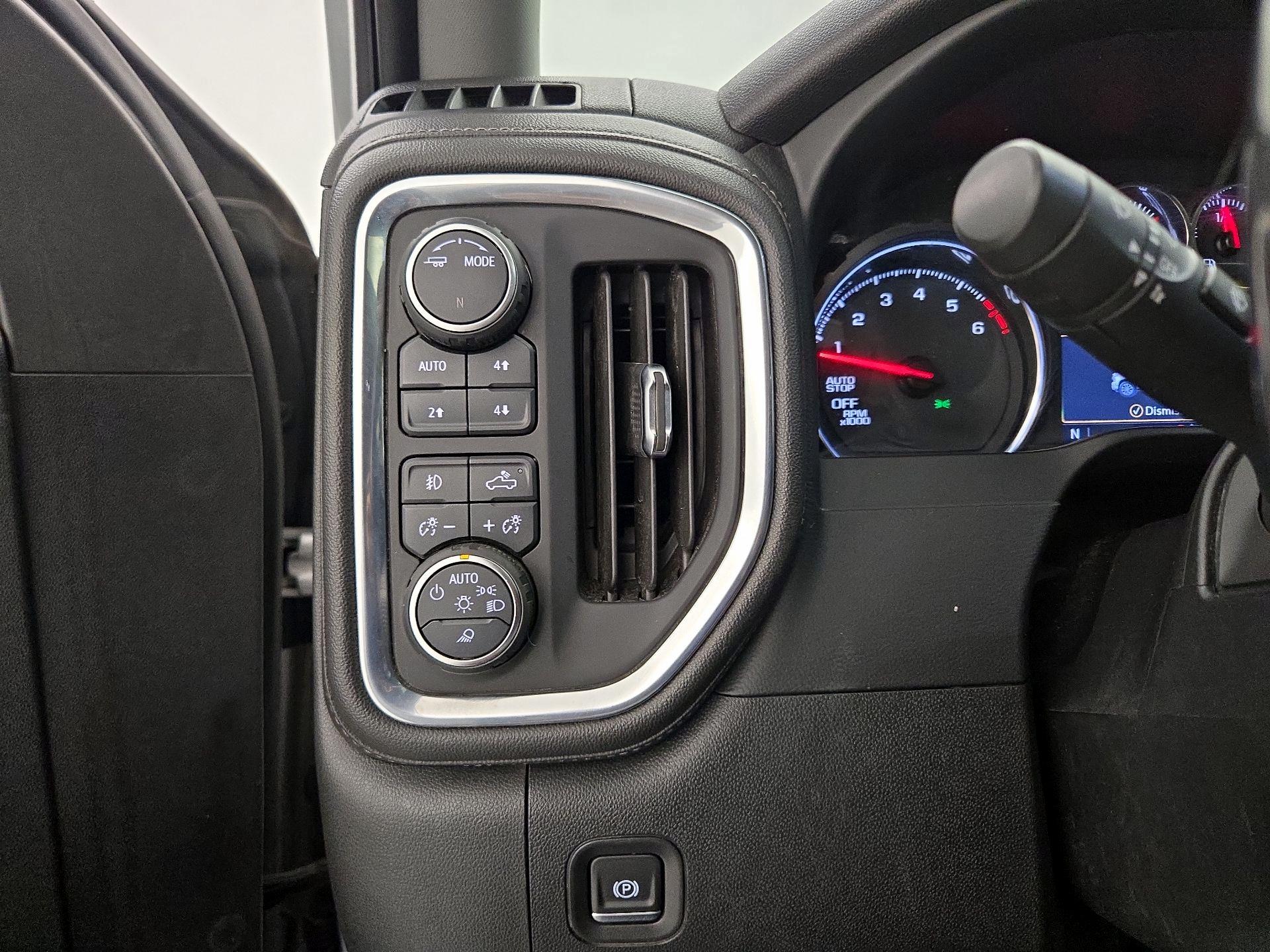 Thumbnail: 2021 Chevrolet Silverado 1500 - 13