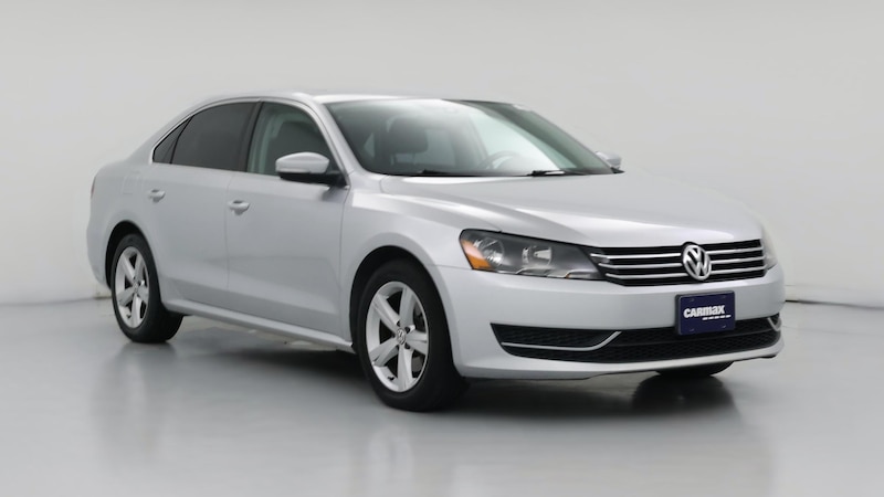 2014 Volkswagen Passat SE Hero Image