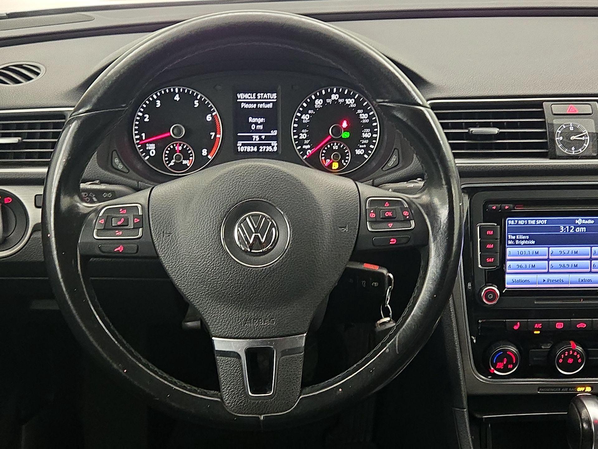 Thumbnail: 2014 Volkswagen Passat - 10