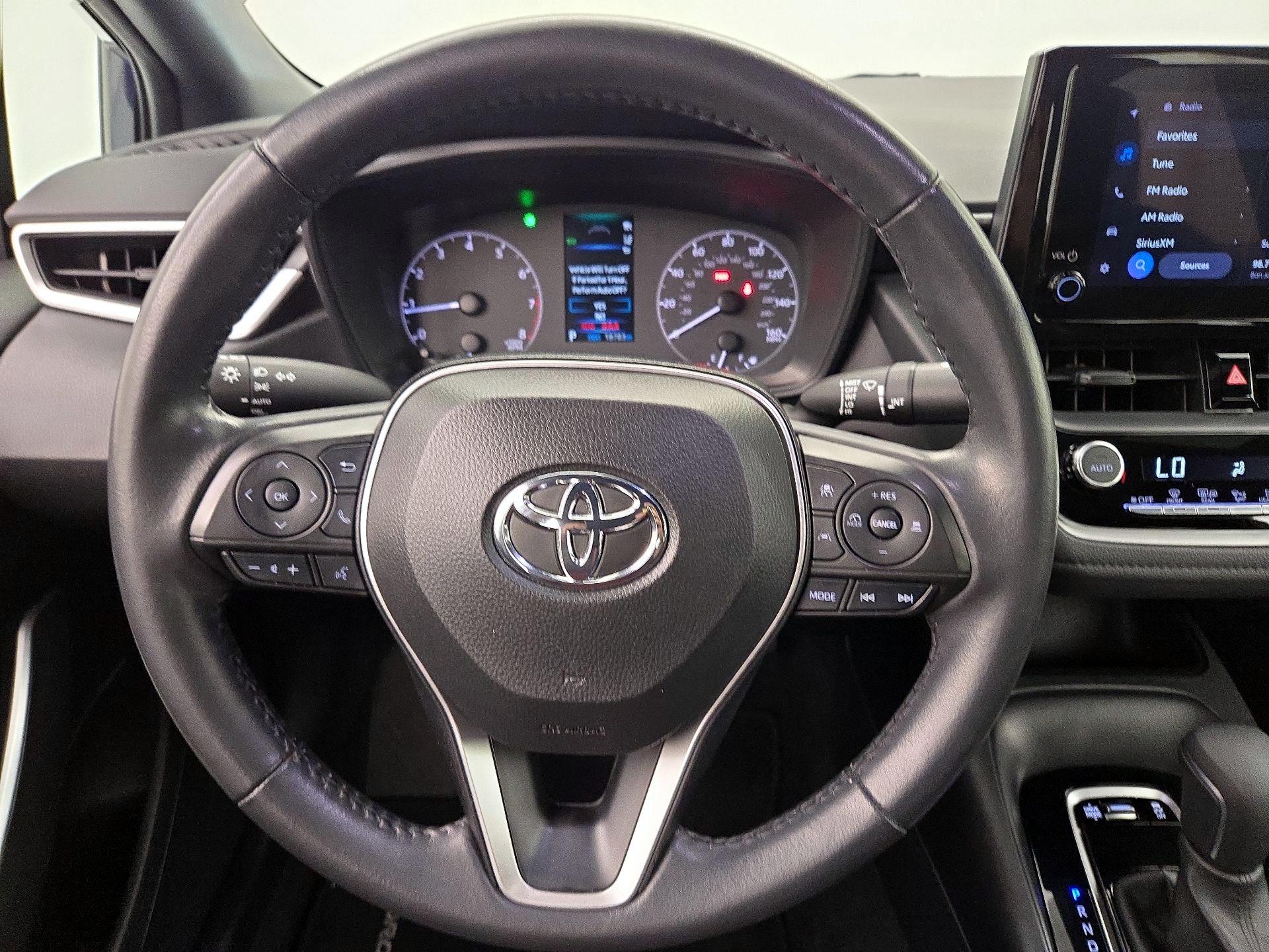 Thumbnail: 2023 Toyota Corolla - 10