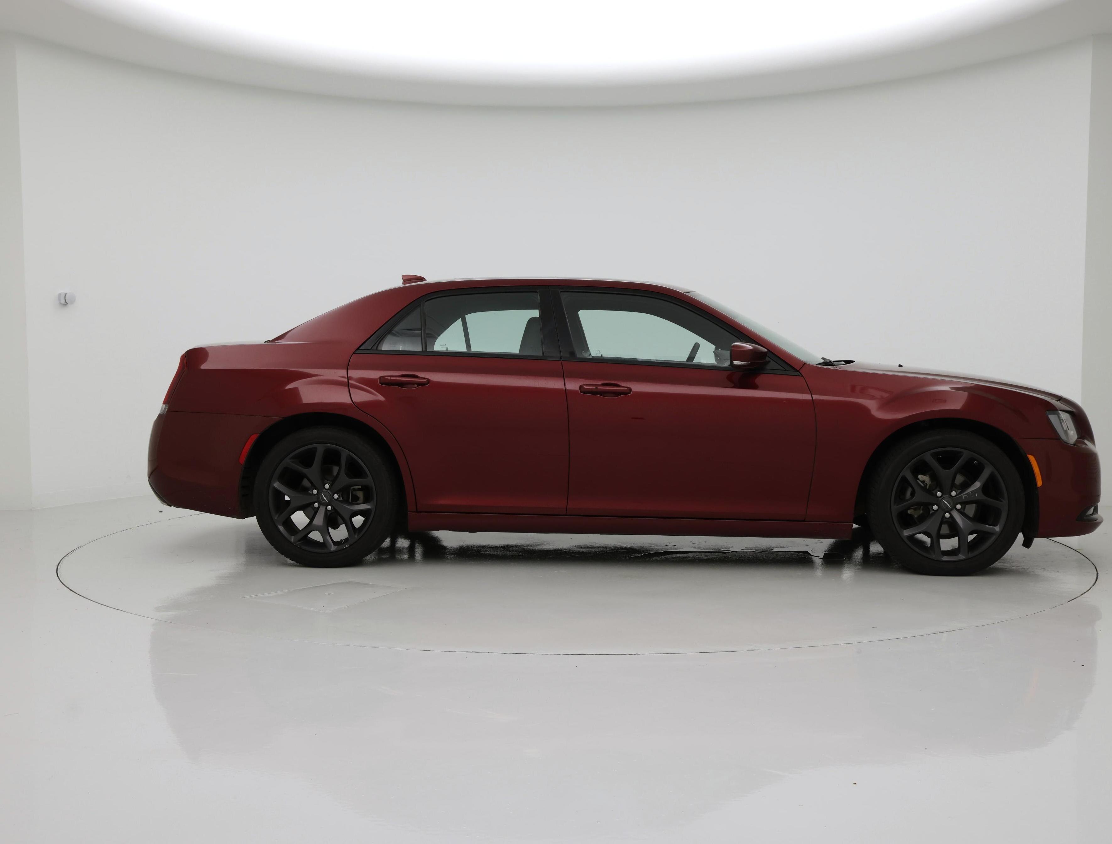 Thumbnail: 2022 Chrysler 300 - 7