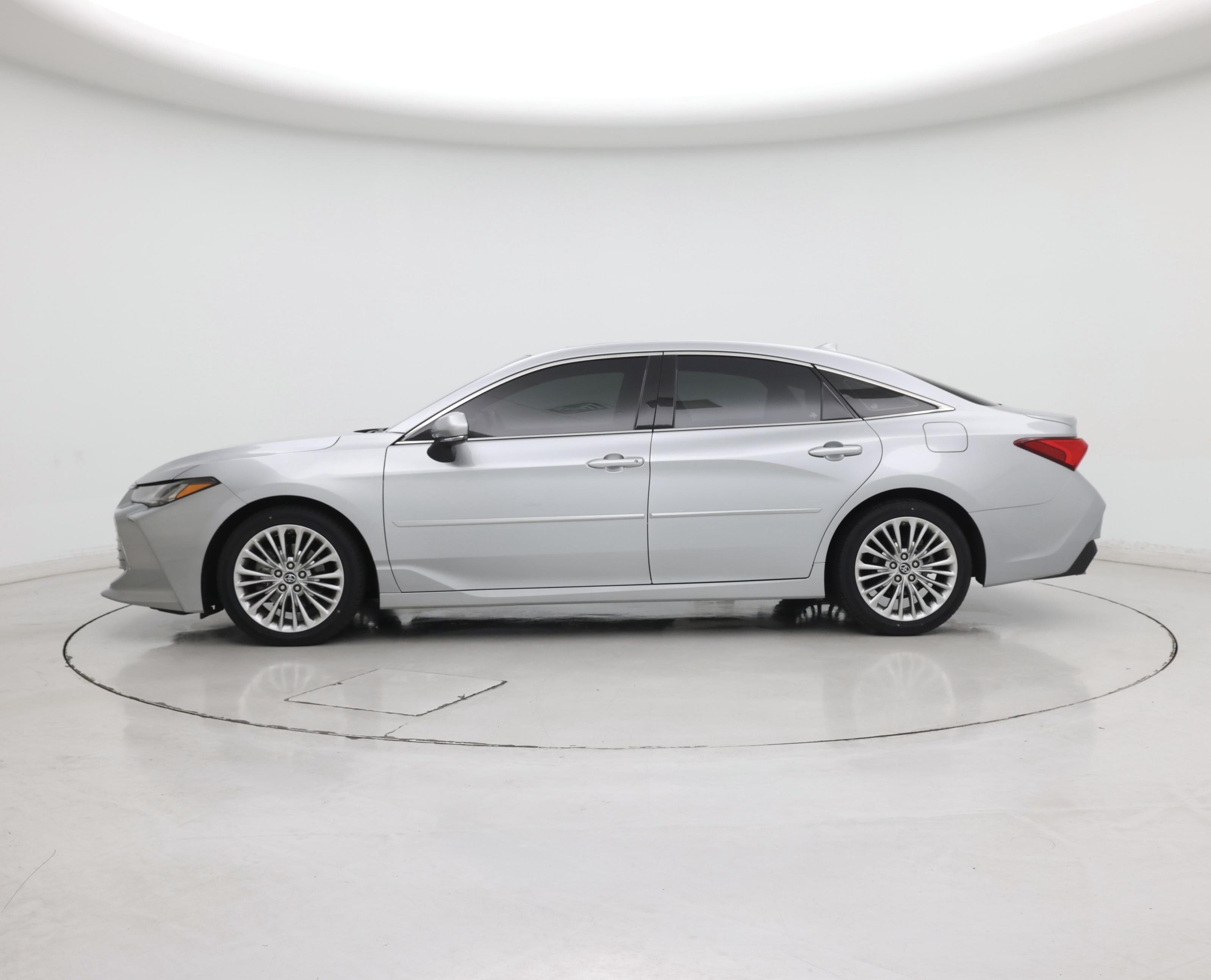 Thumbnail: 2019 Toyota Avalon - 3