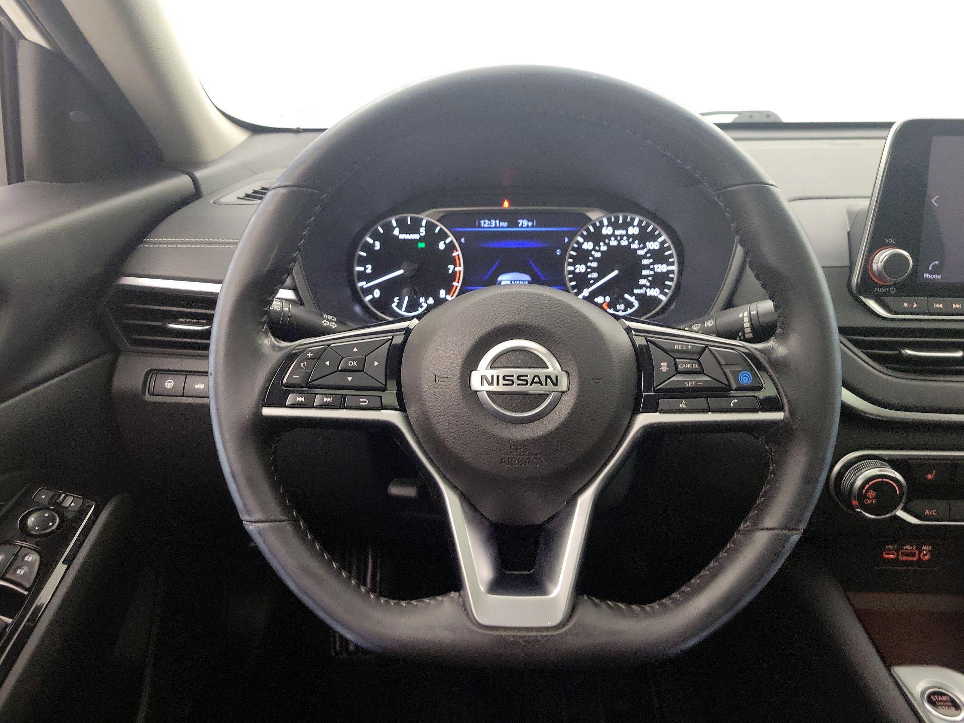 Thumbnail: 2022 Nissan Altima - 10