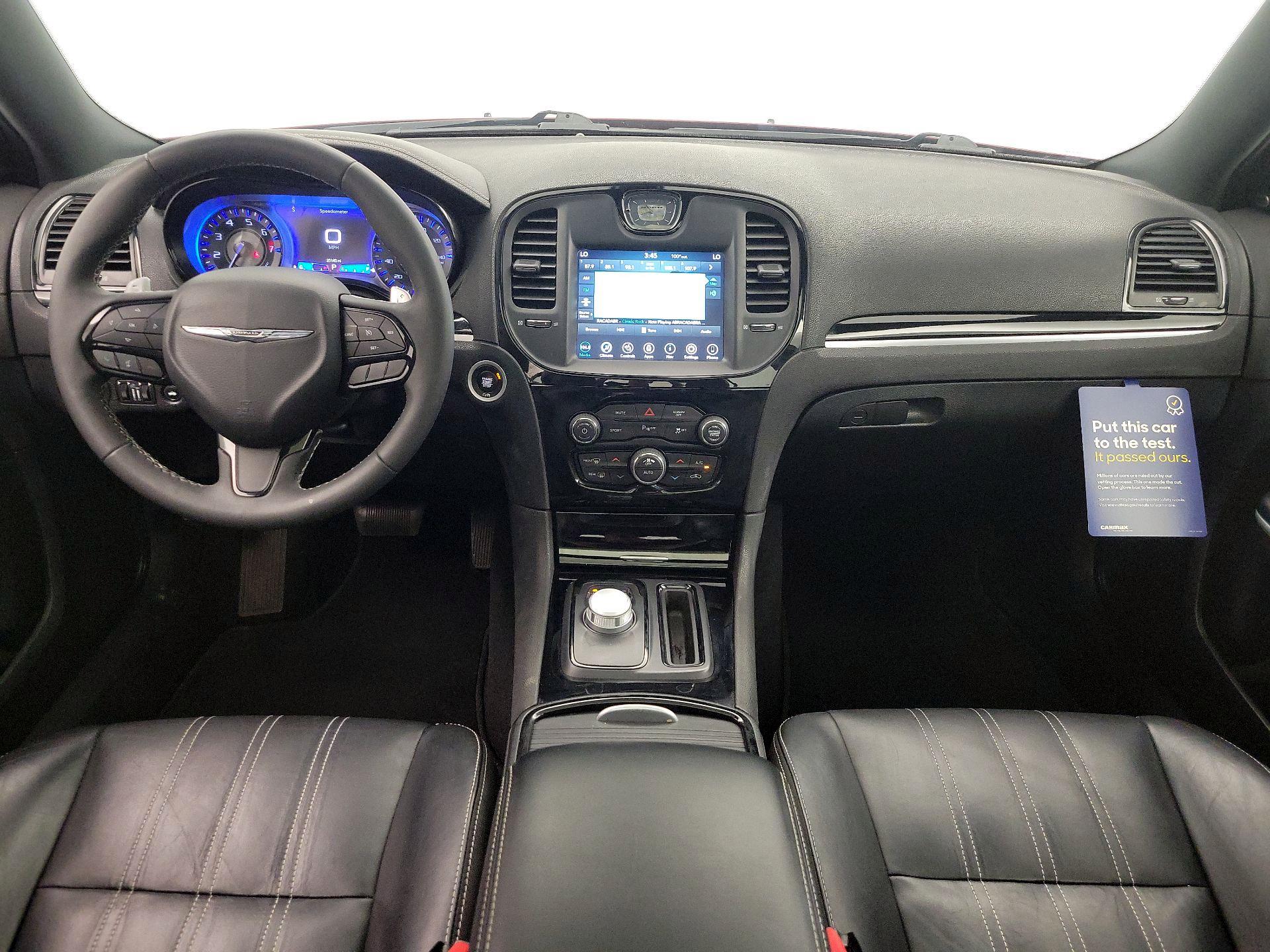 Thumbnail: 2022 Chrysler 300 - 9